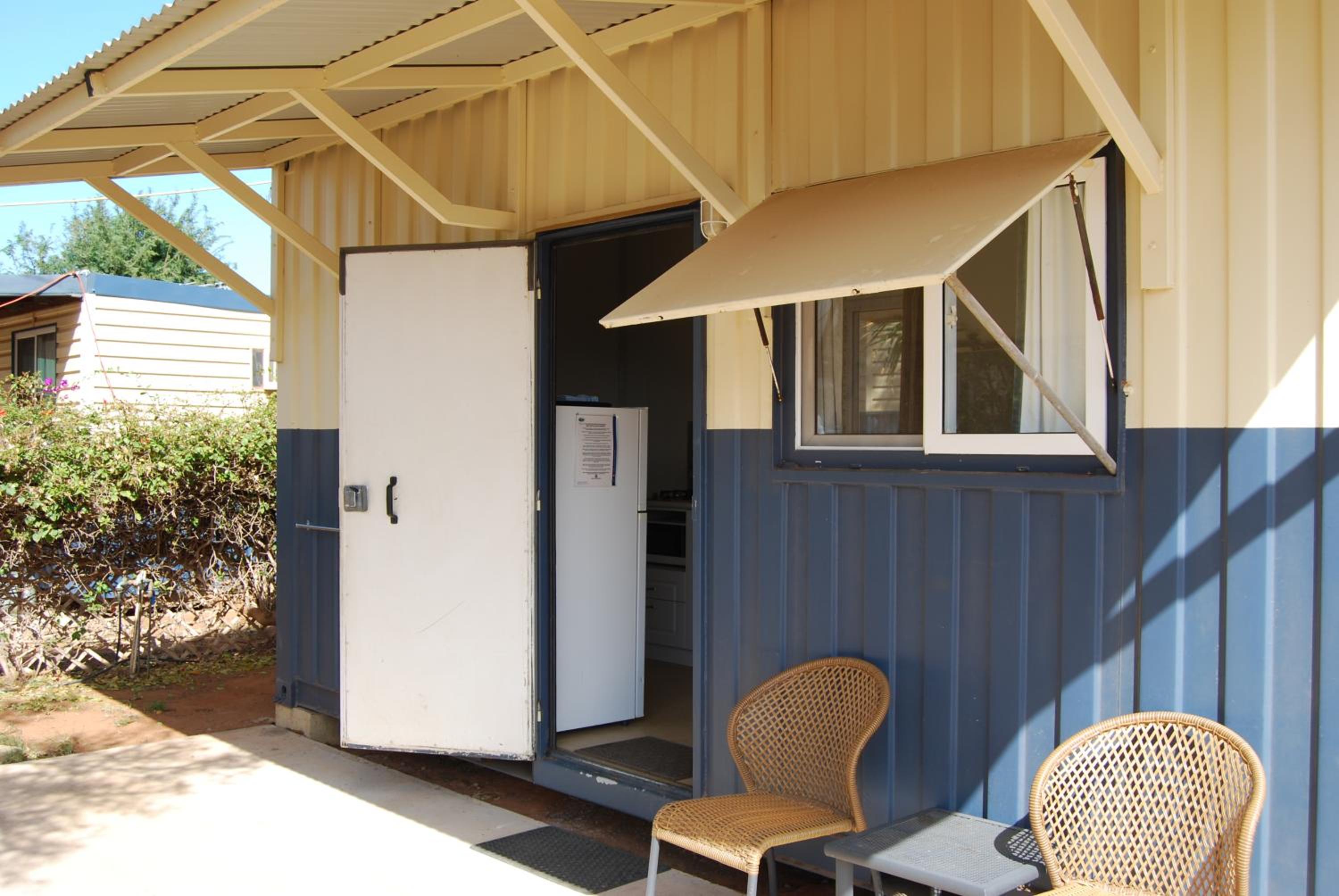 Budget Cabin Twin with Shared Bathroom photo 2
