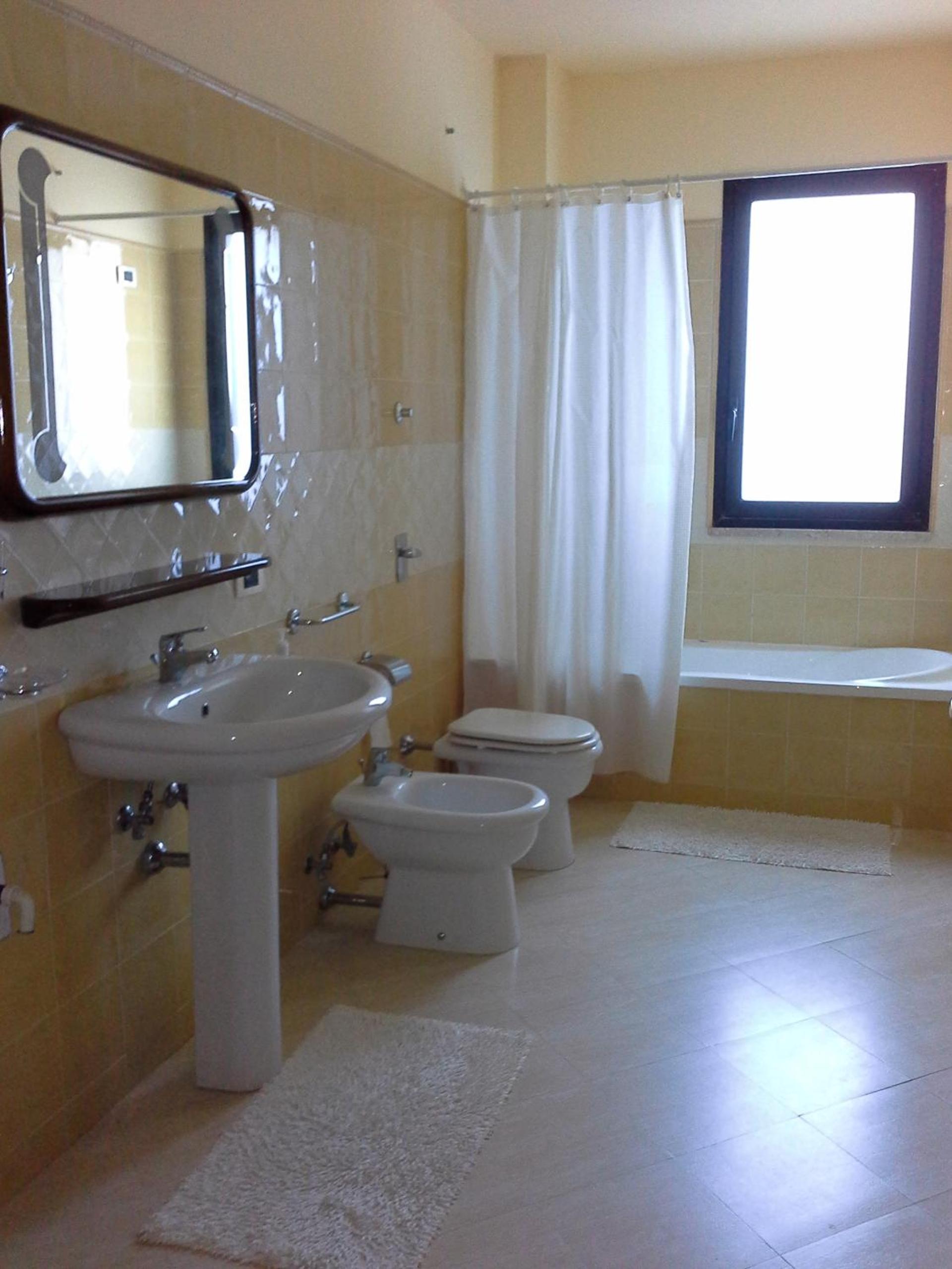 Two-Bedroom Apartment (3 Adults) - Photo 5