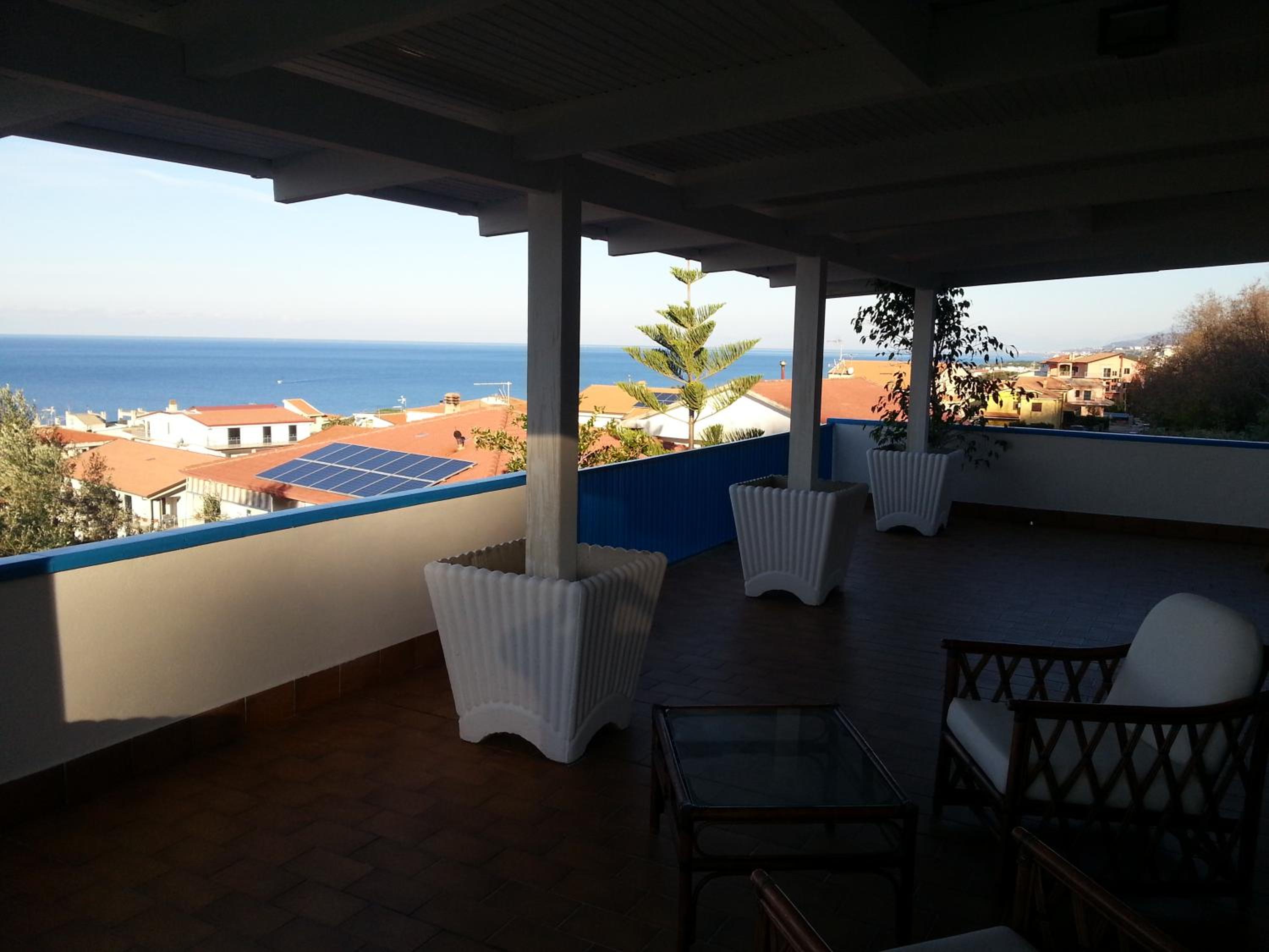 Deluxe Double Room with Sea View photo 2