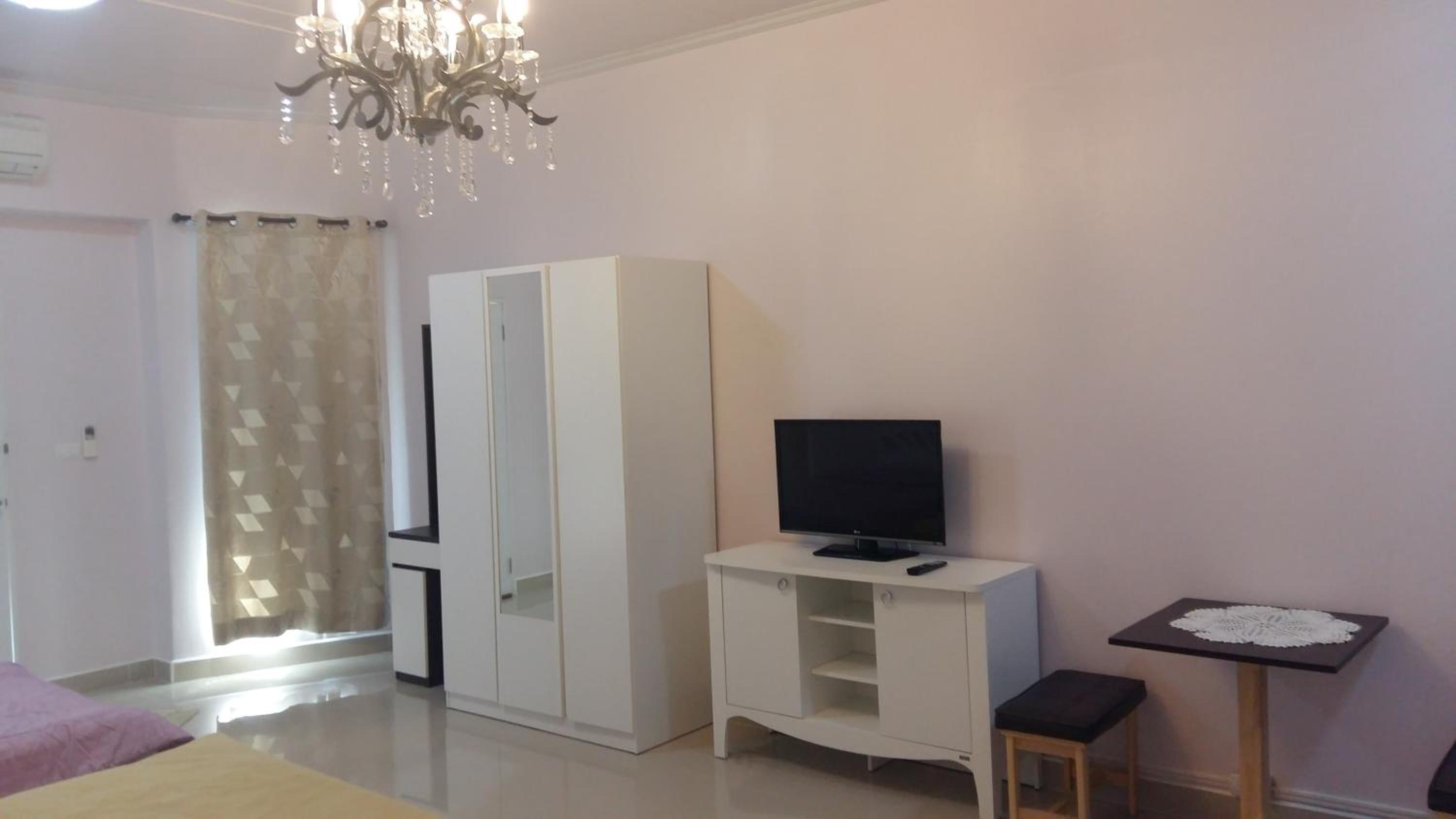 Deluxe Family Room photo 3