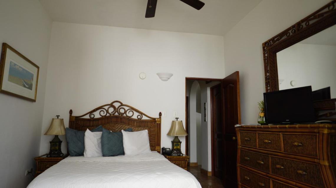 Queen Ocean View - Photo 6