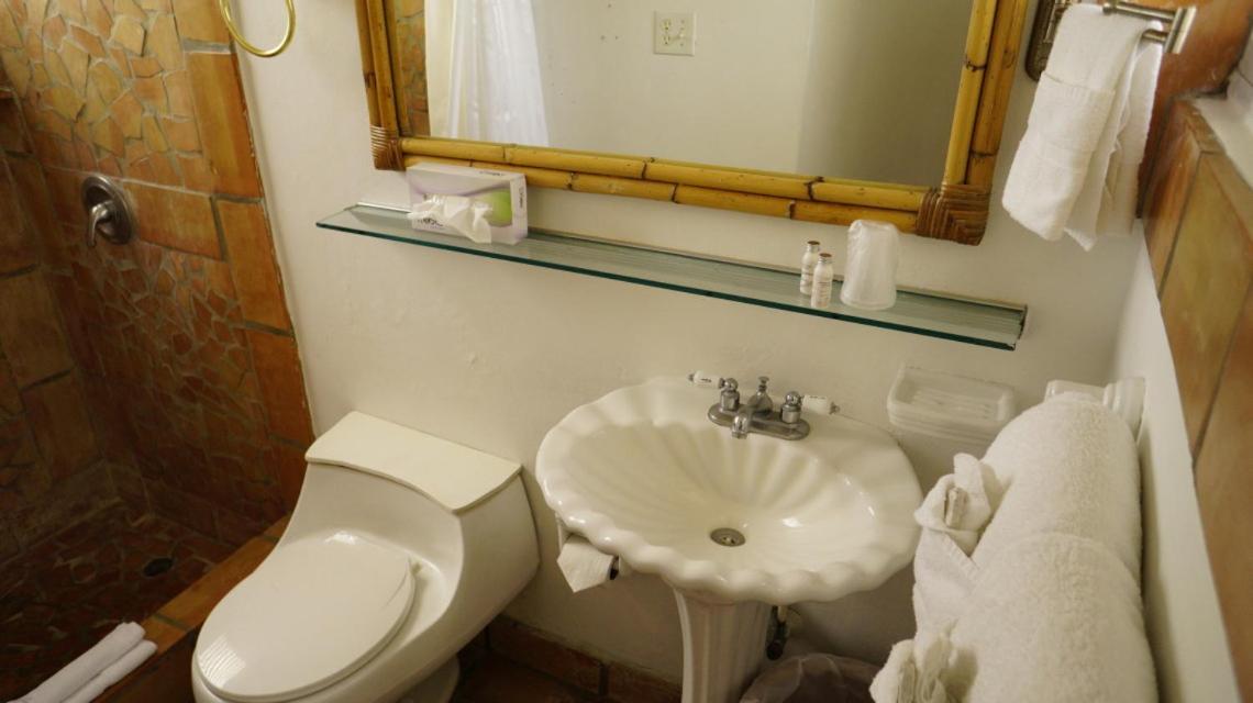 Queen Ocean View - Photo 8