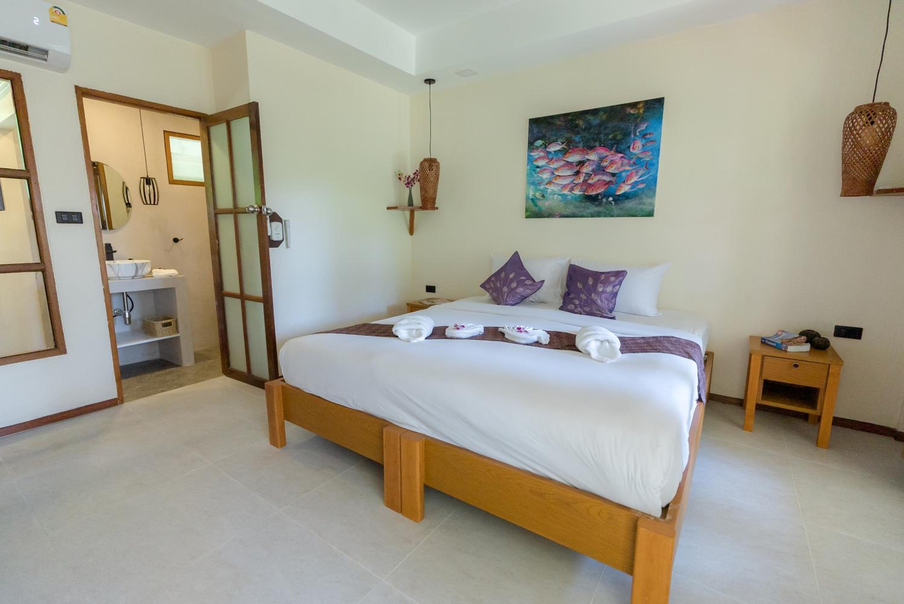 Deluxe Double or Twin Room photo 2