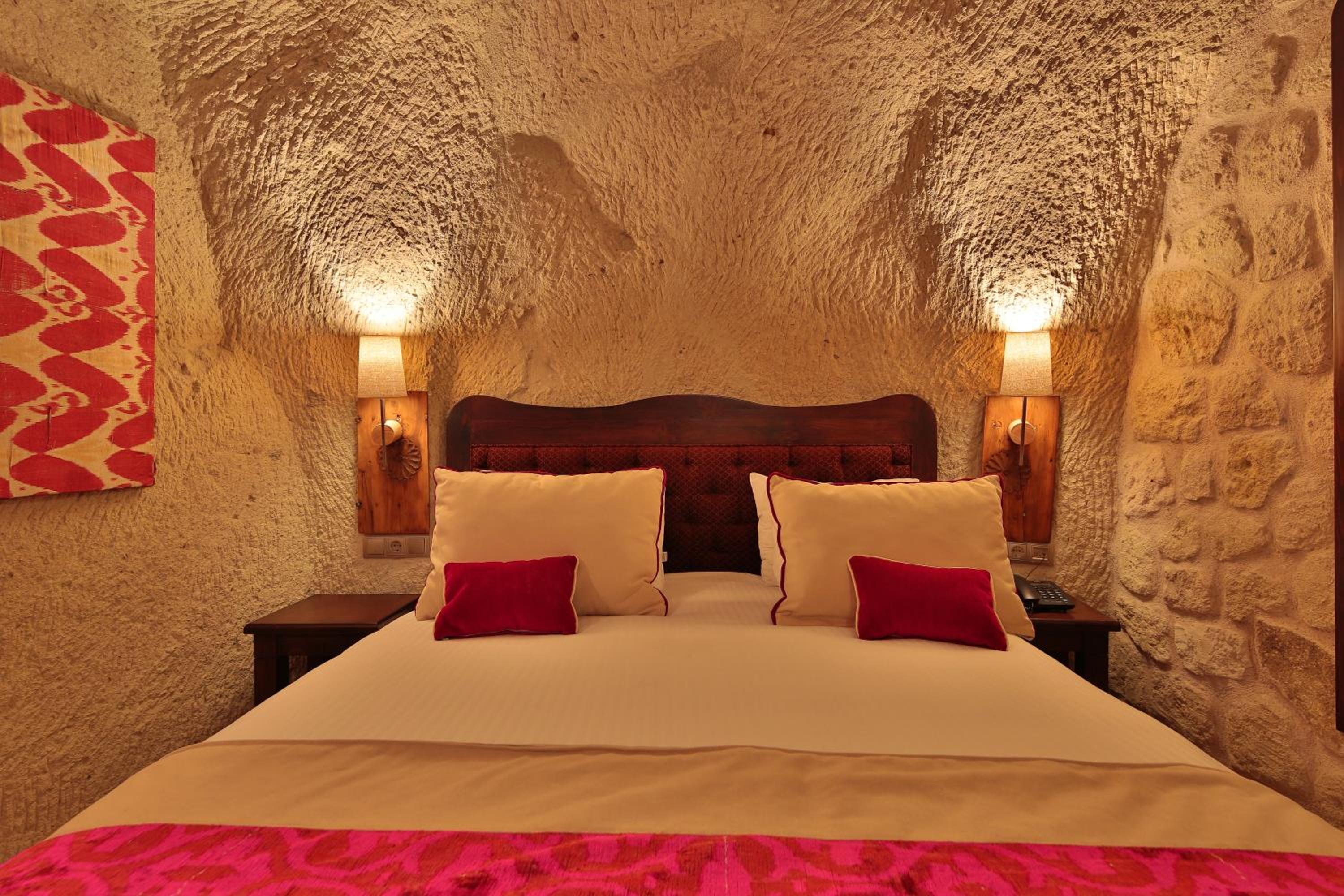 Double Cave Room with Private Bathroom