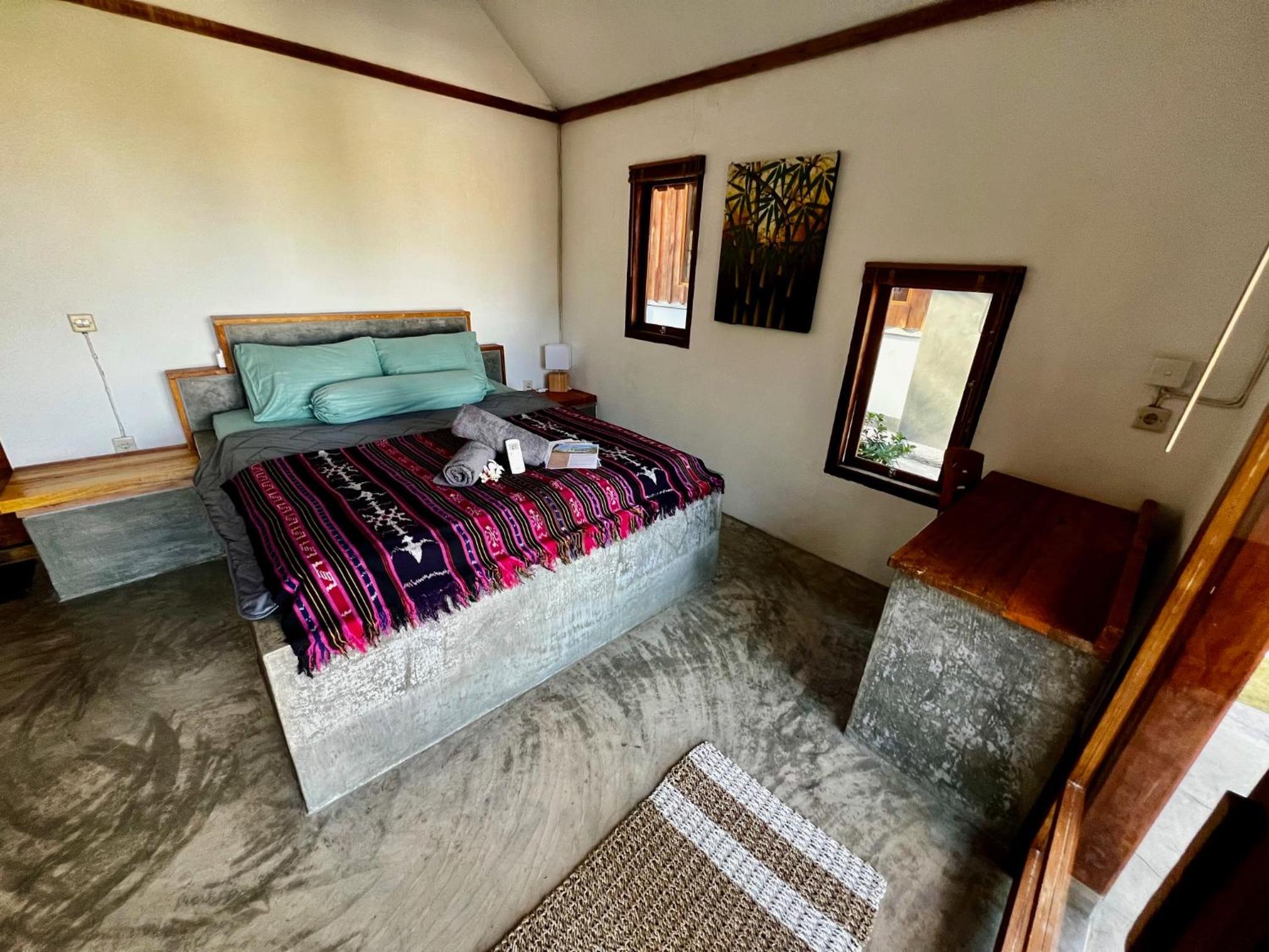 Deluxe Bungalow with Sea View