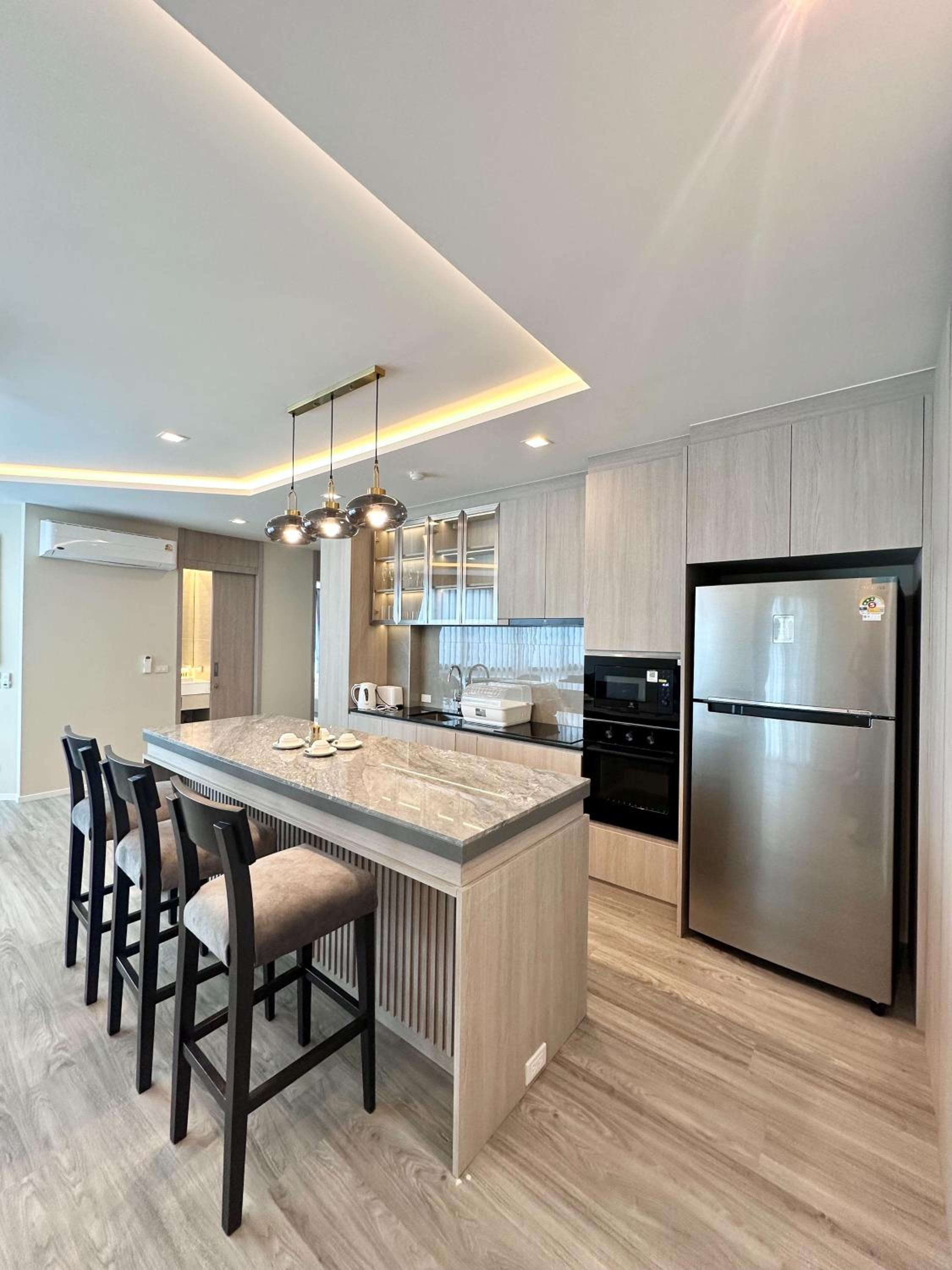Deluxe Family Suite - Photo 5