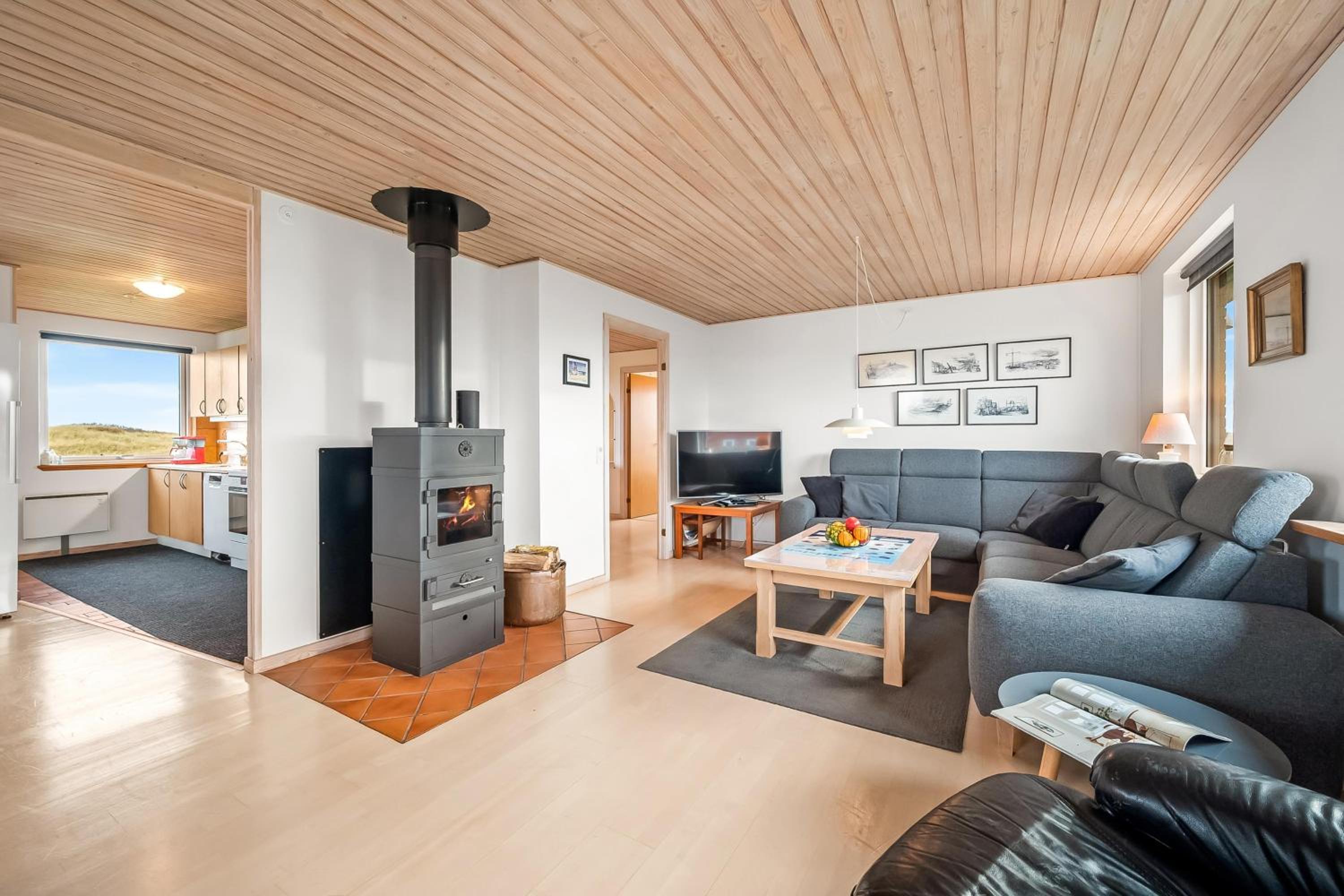 Three-Bedroom Vacation Home  photo 3