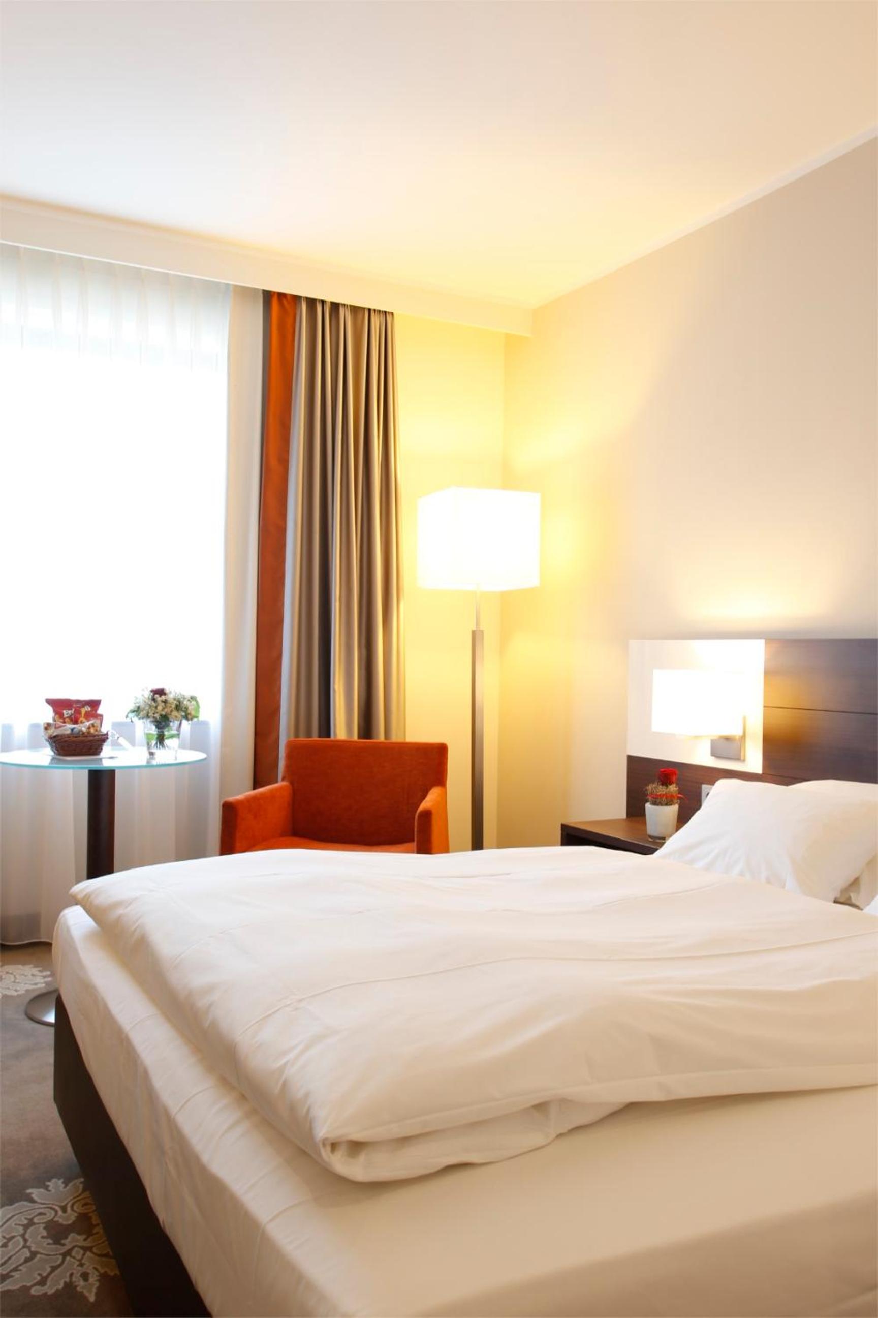 Superior Zimmer mit französischem Bett photo 2