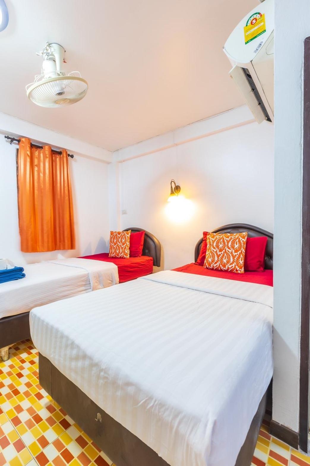 Standard Twin Room photo 1