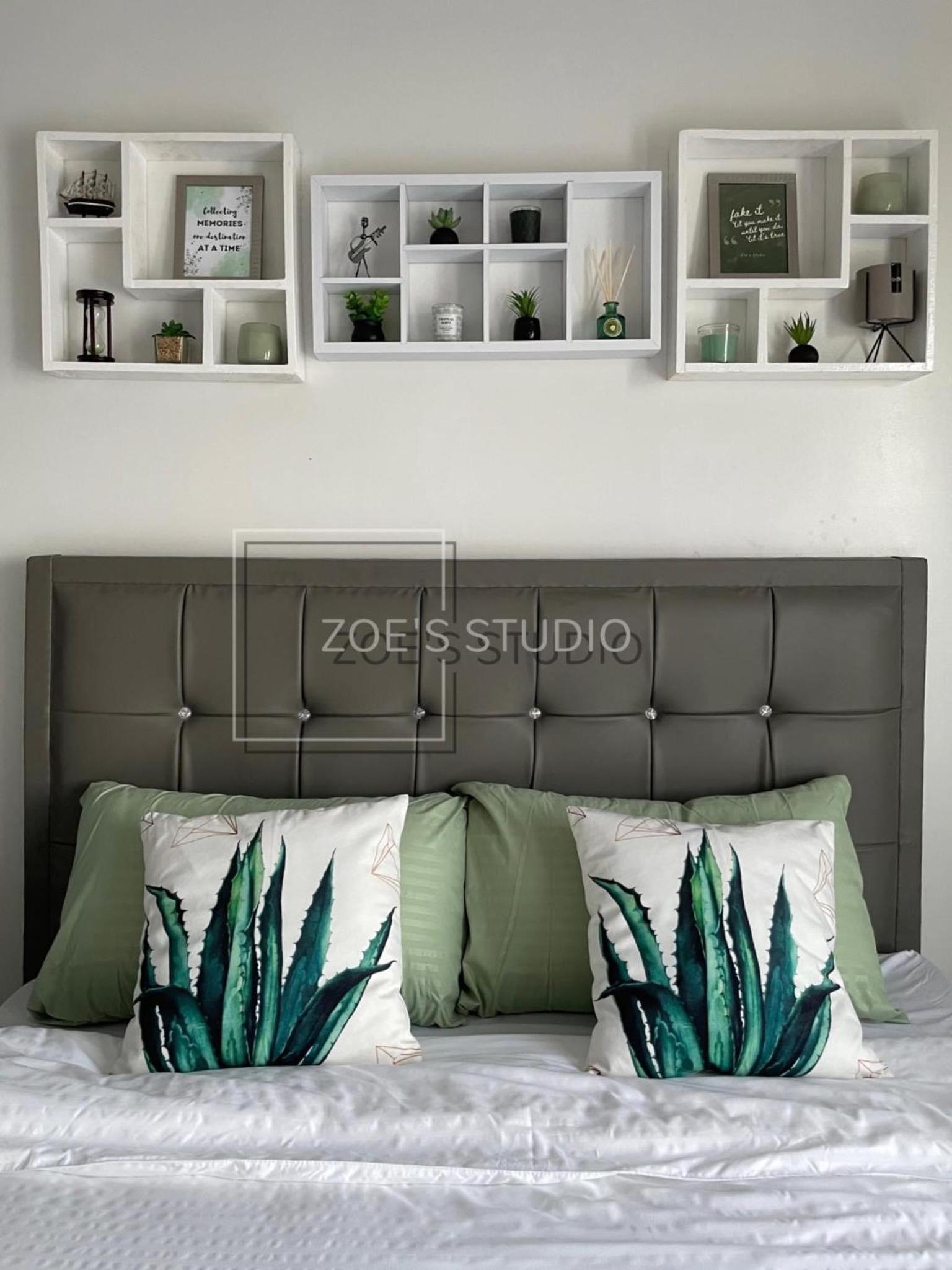 Studio with Mountain View