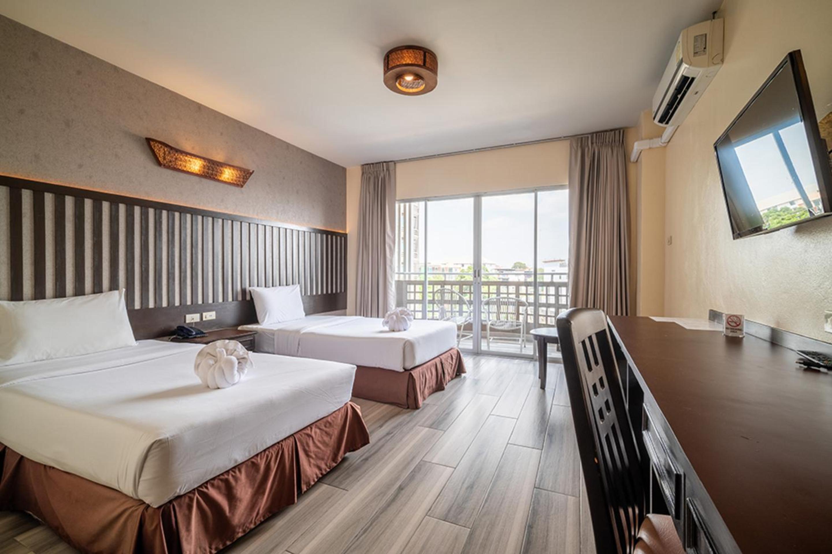 Superior Twin Room