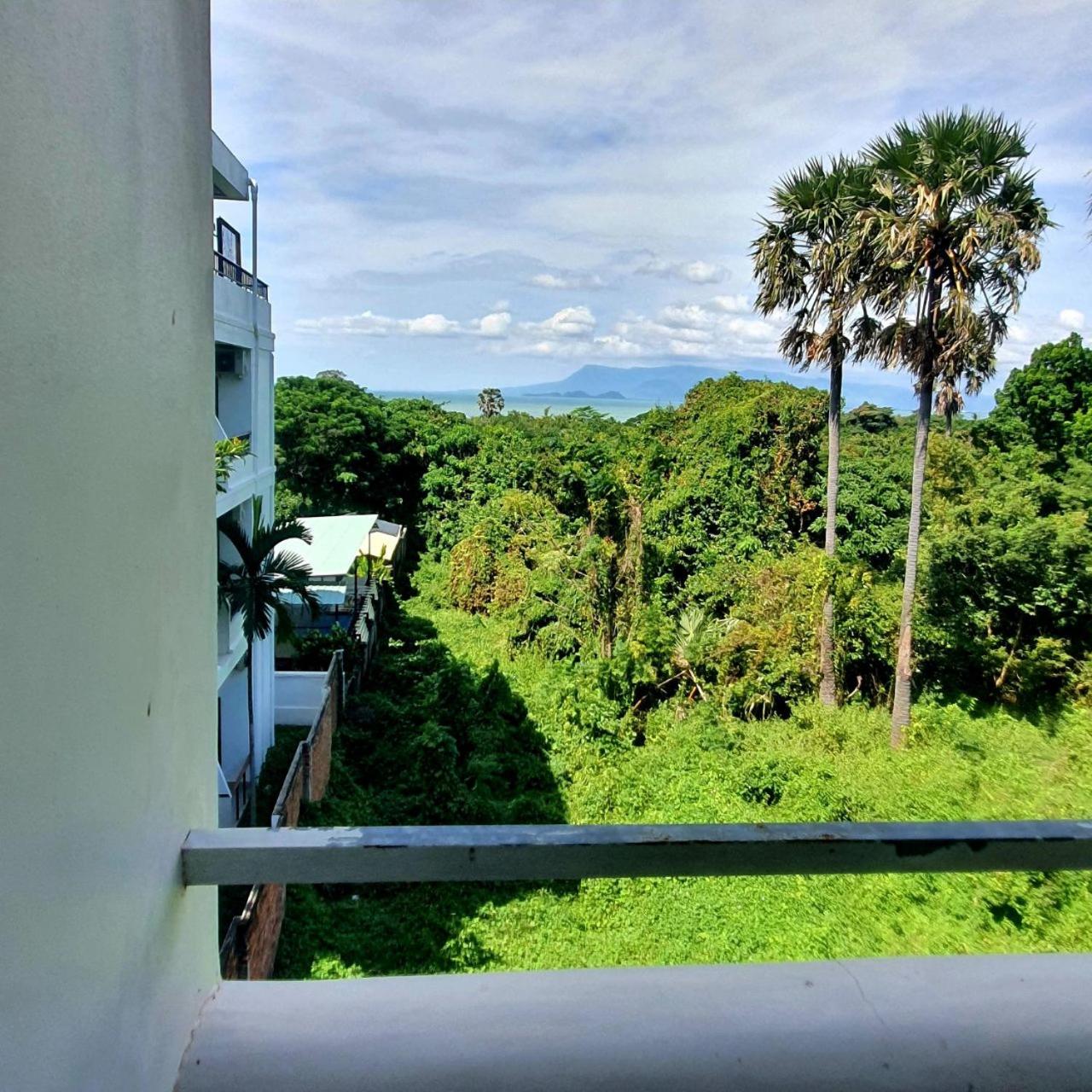 Deluxe Double Room with Sea View photo 3