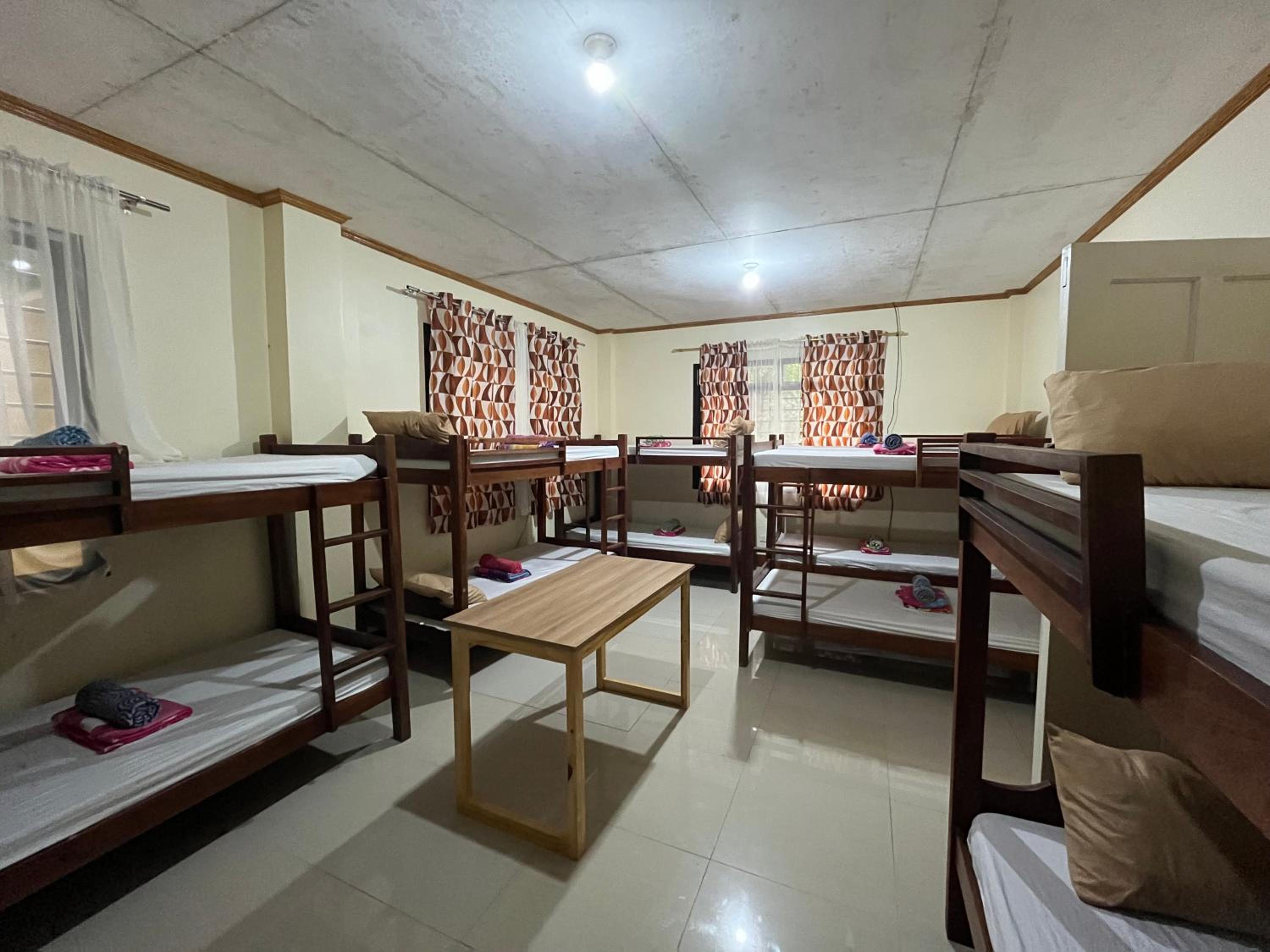 Mixed Dormitory Room