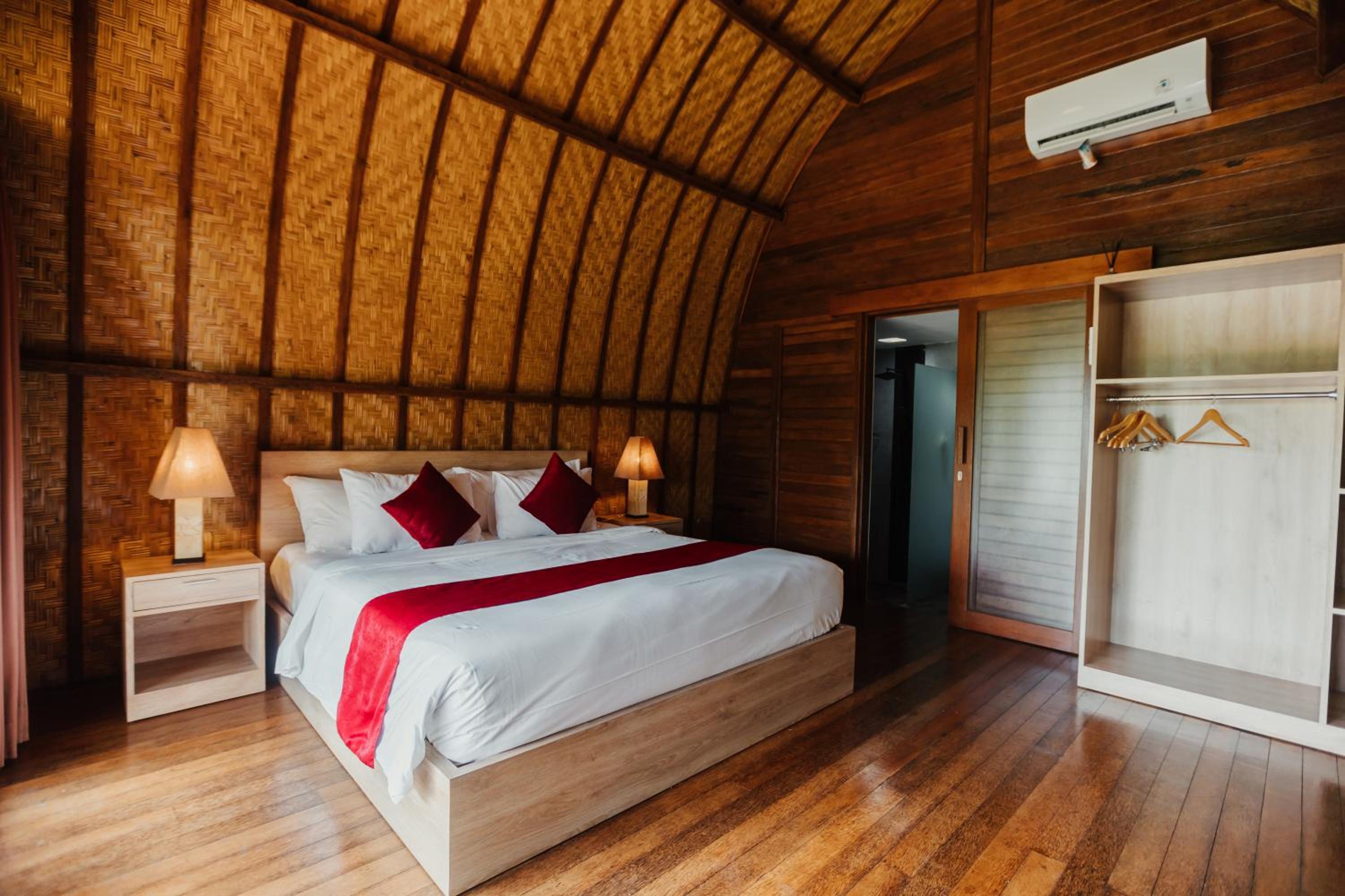 One-Bedroom Villa - Photo 1