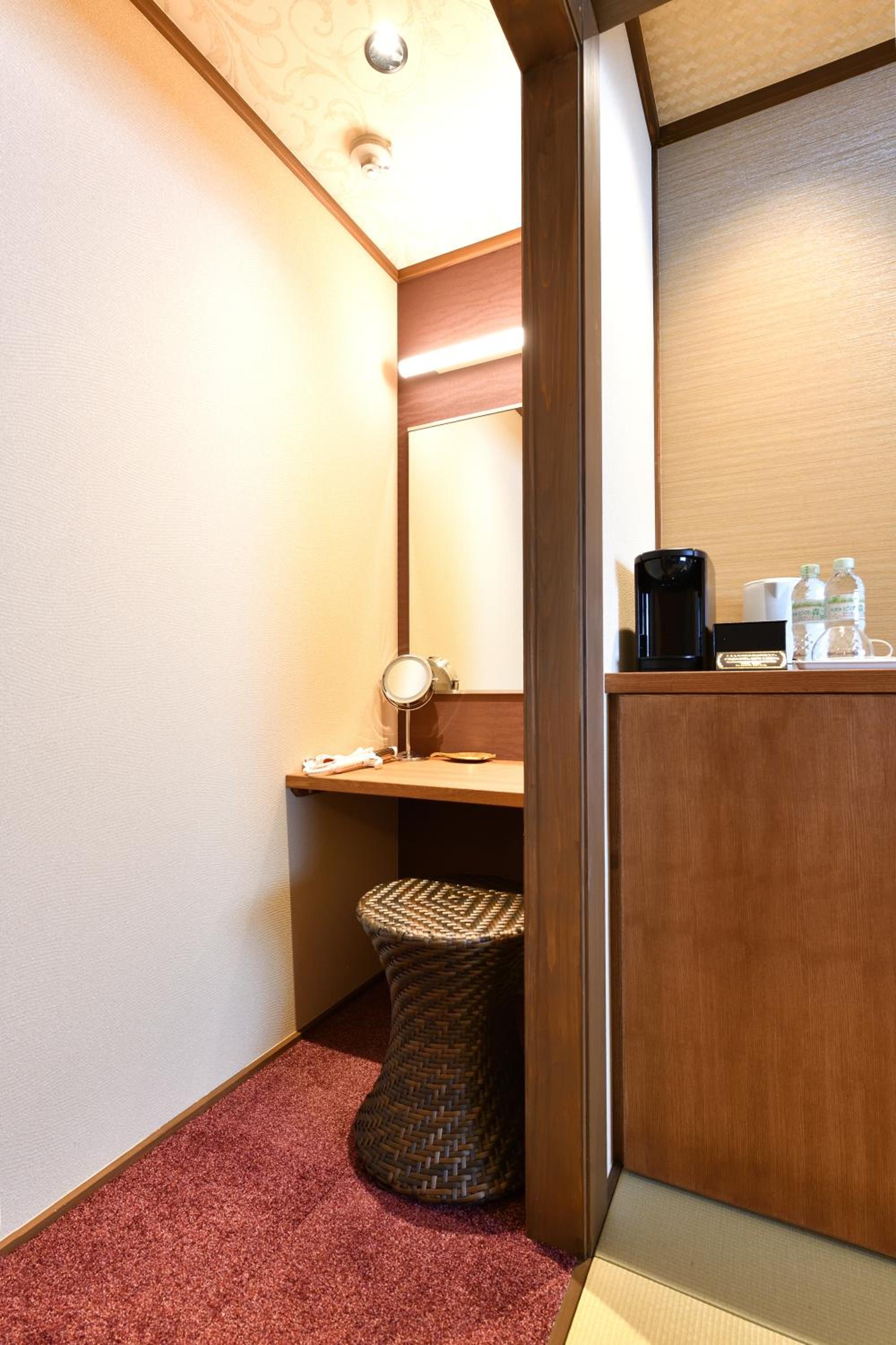 Semi Suite Twin Room