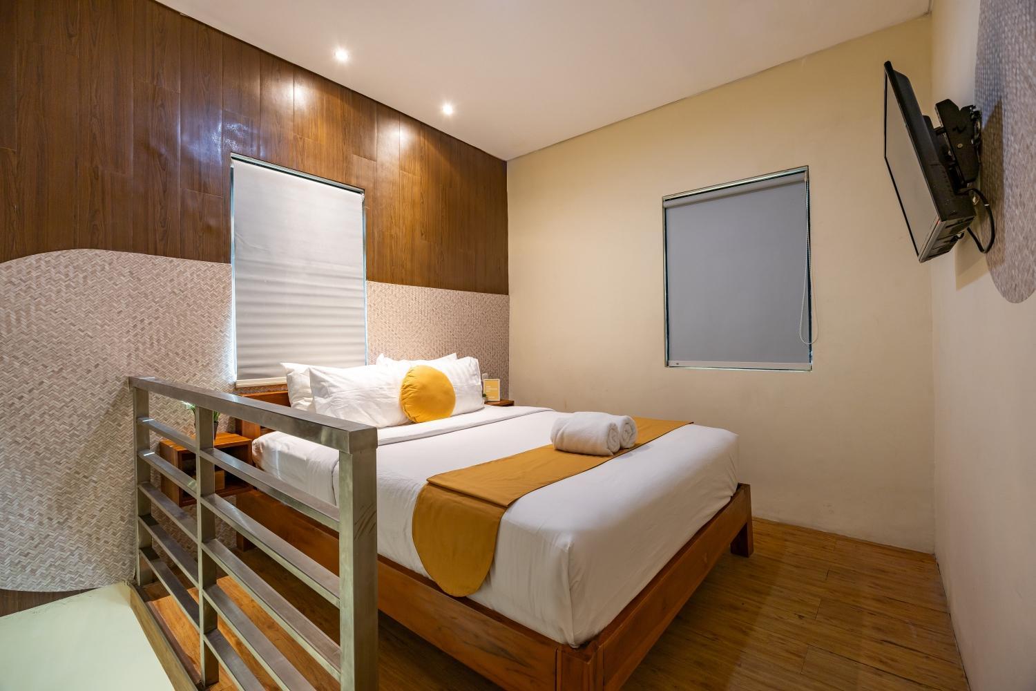 Suite - Photo 1