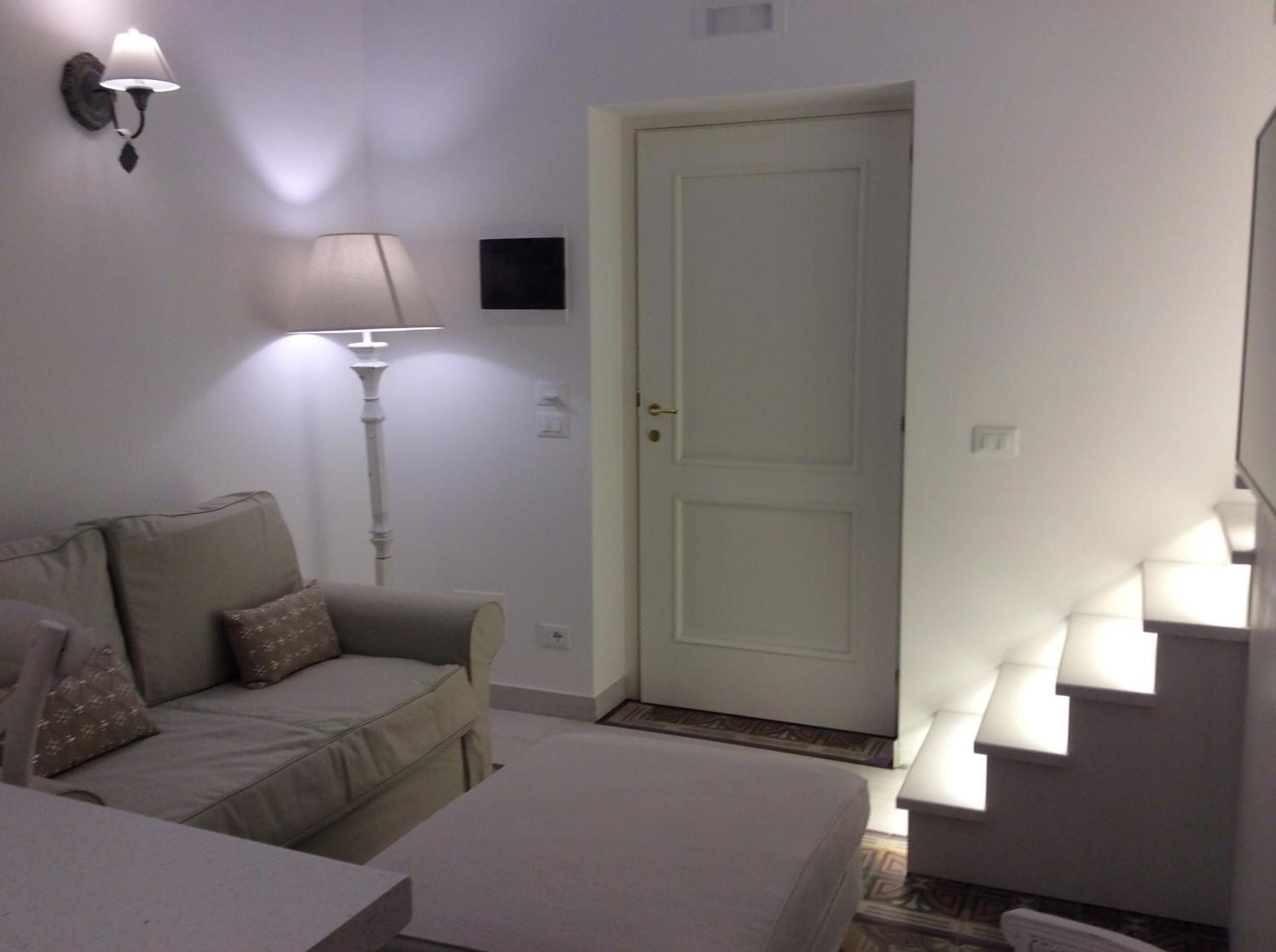 Deluxe Junior Suite - Split Level - Photo 5