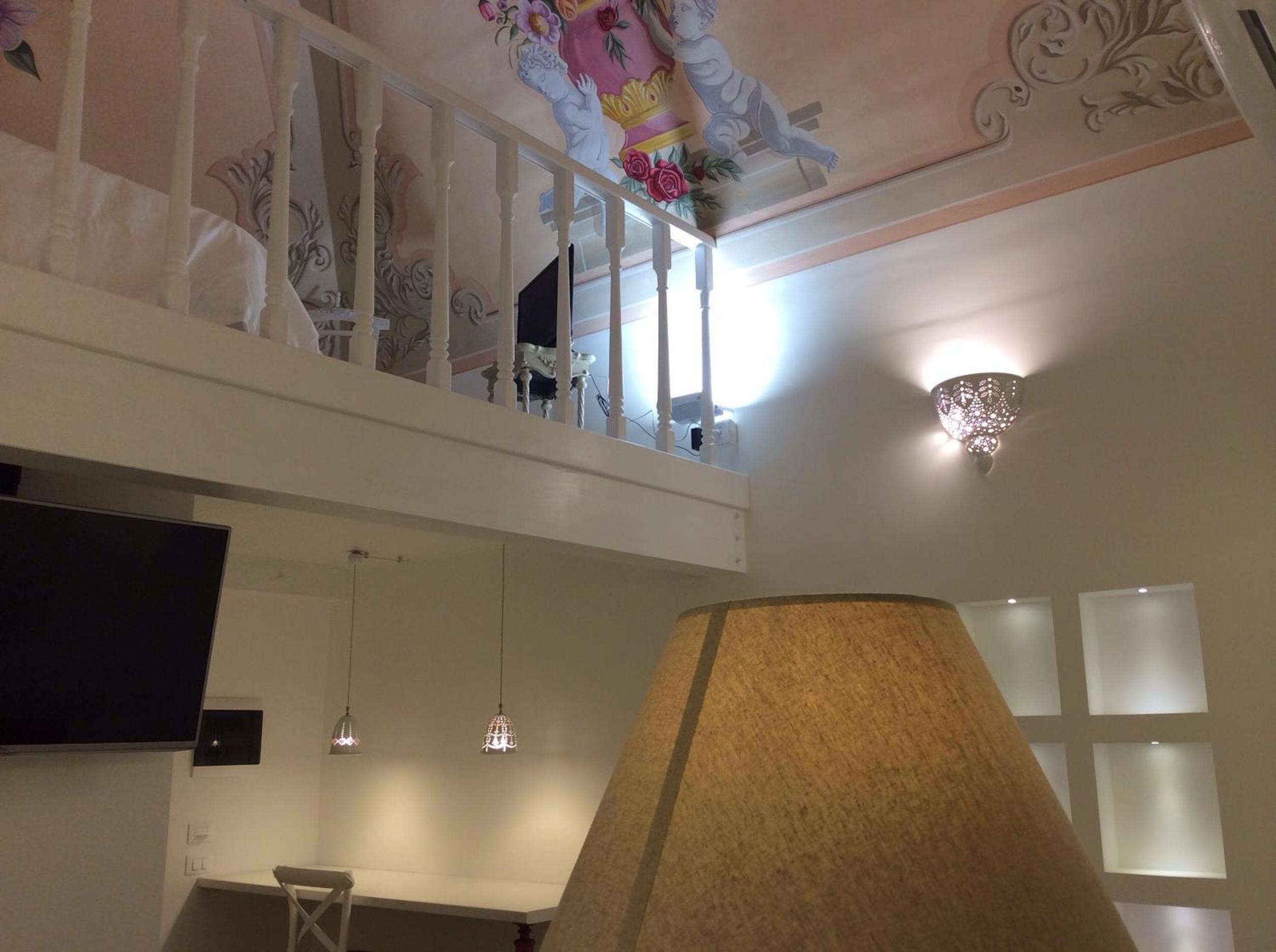 Junior Suite with Balcony - Split Level - Photo 14