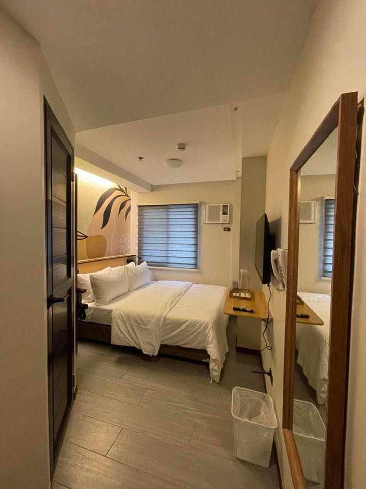 Standard Queen Room - Photo 3
