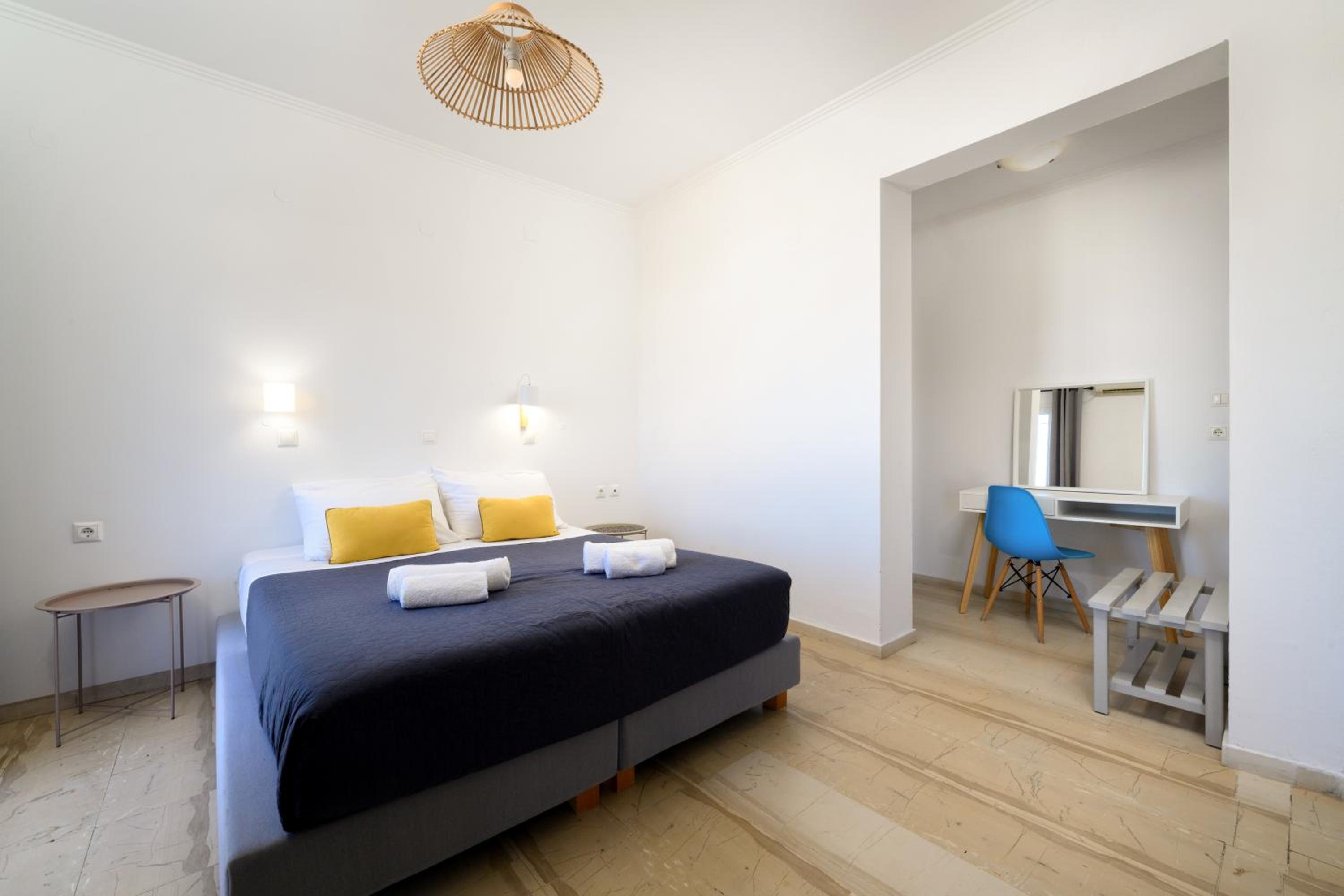 Junior Suite with Pool View photo 1