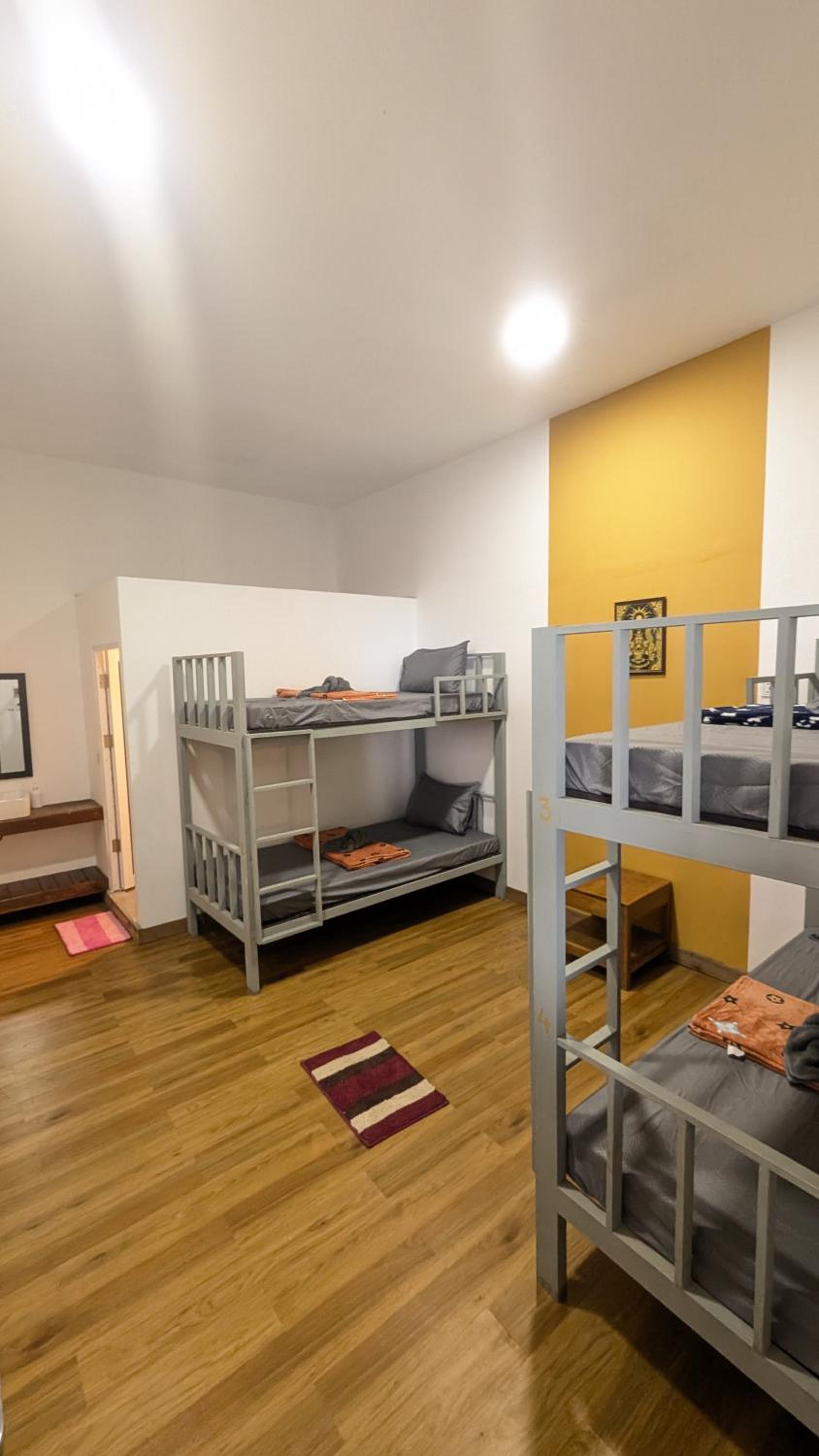 Bed in 4-Bed Mixed Dormitory Room photo 1