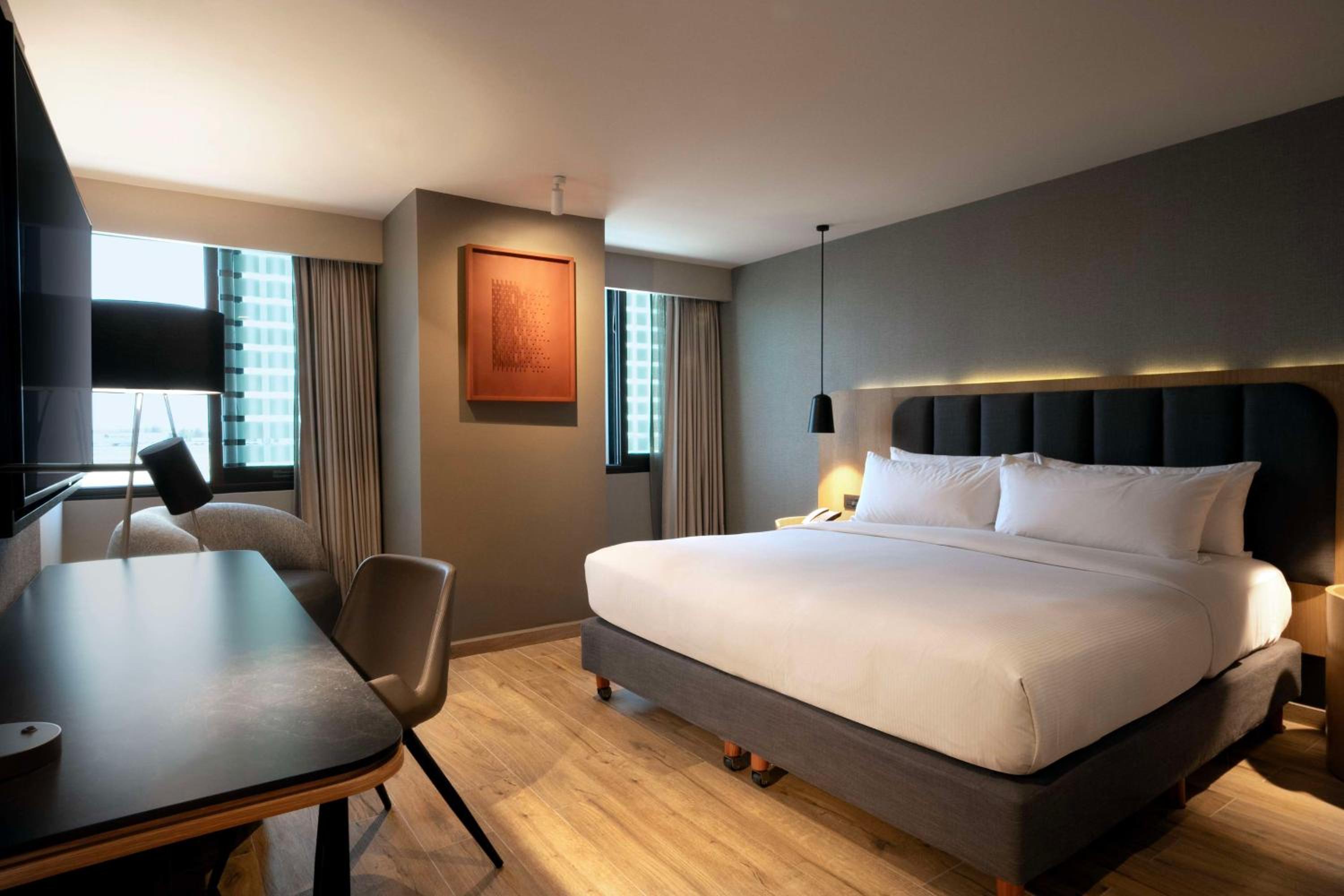 King Guest Room - Photo 1