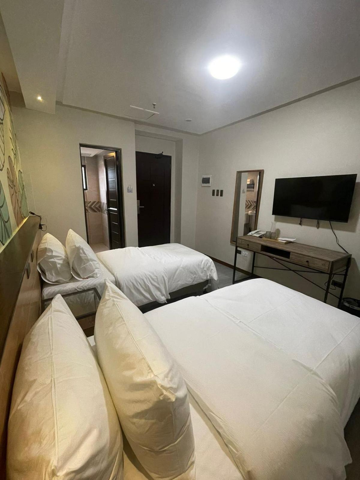 Superior Twin Room - Photo 2