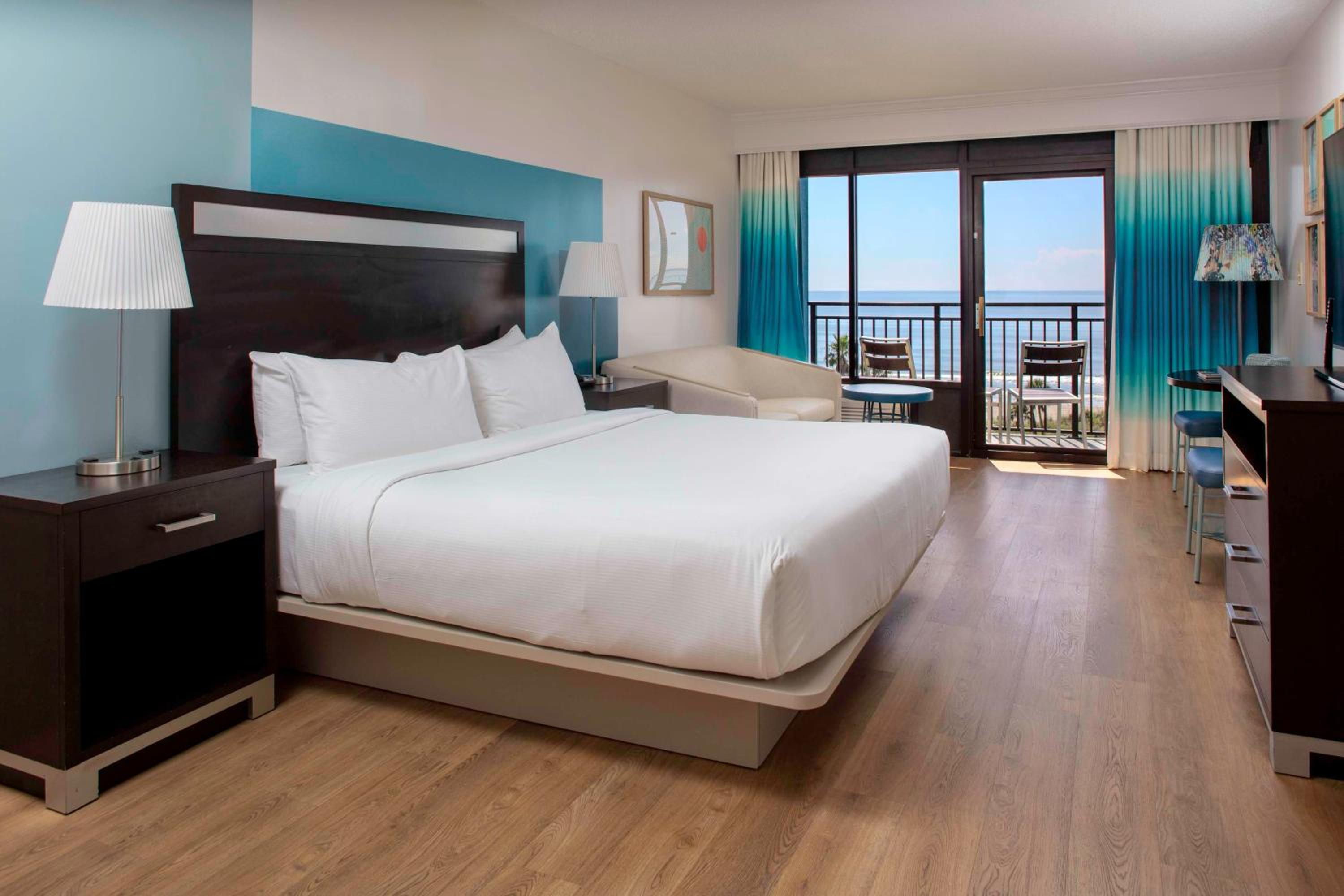1 King Partial Oceanview With Balcony - Photo 11