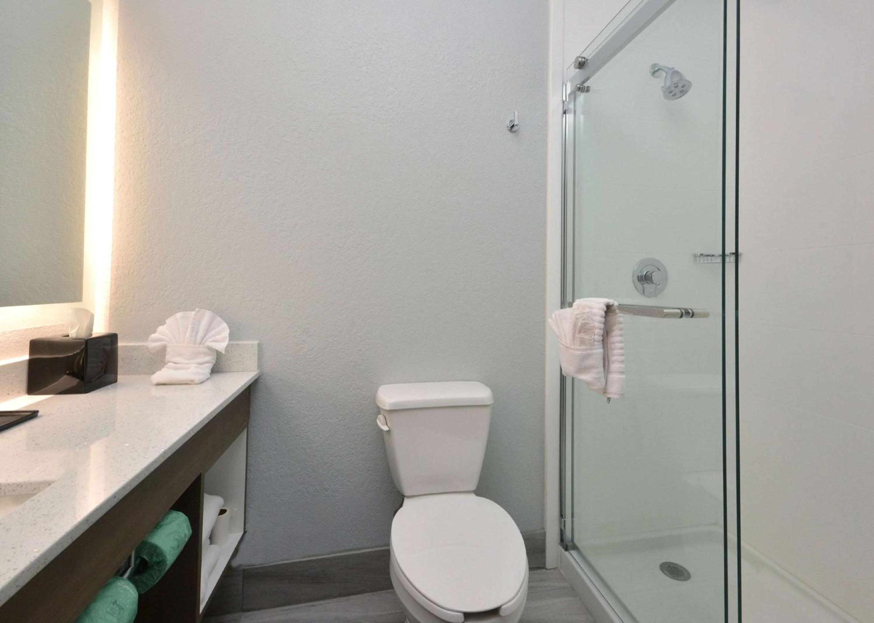 Family Room - Non-Smoking - Photo 18