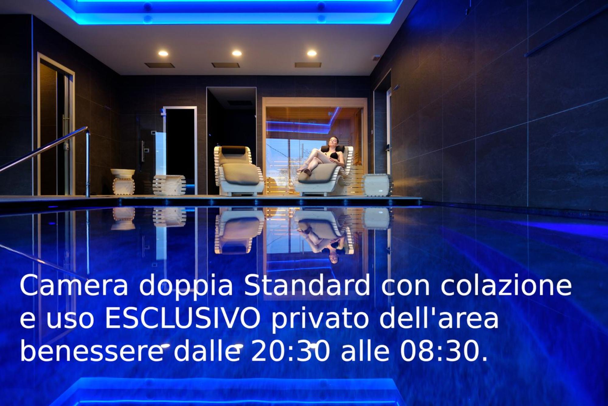 Double Room with Spa Bath - Photo 5