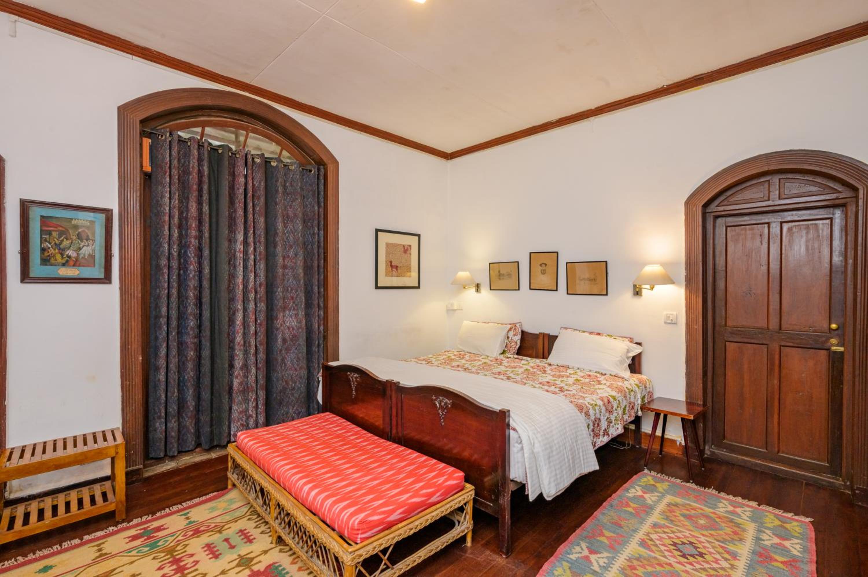Heritage Comfort - Complimentary Evening Tea, 10% off on Laundry Service photo 1