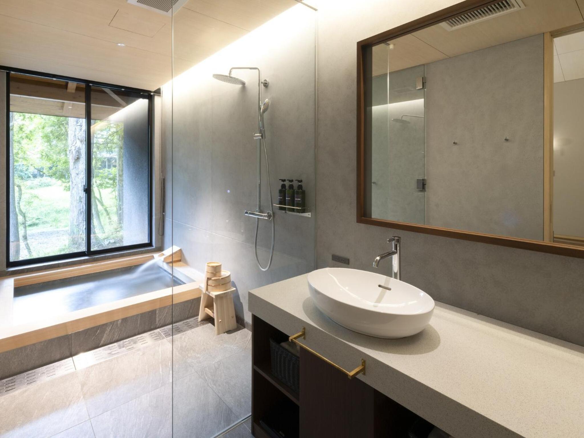 Private hot spring Suite room (3 beds) [Ibuki]