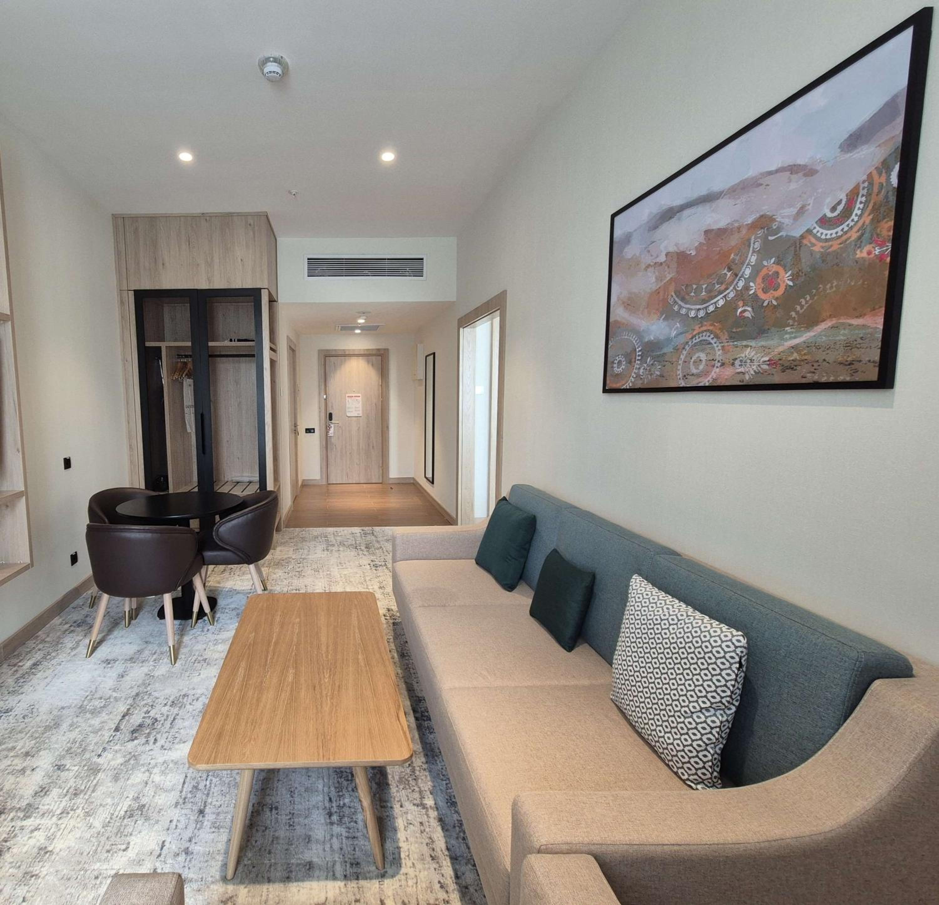 One-Bedroom King Suite with Balcony - Photo 2