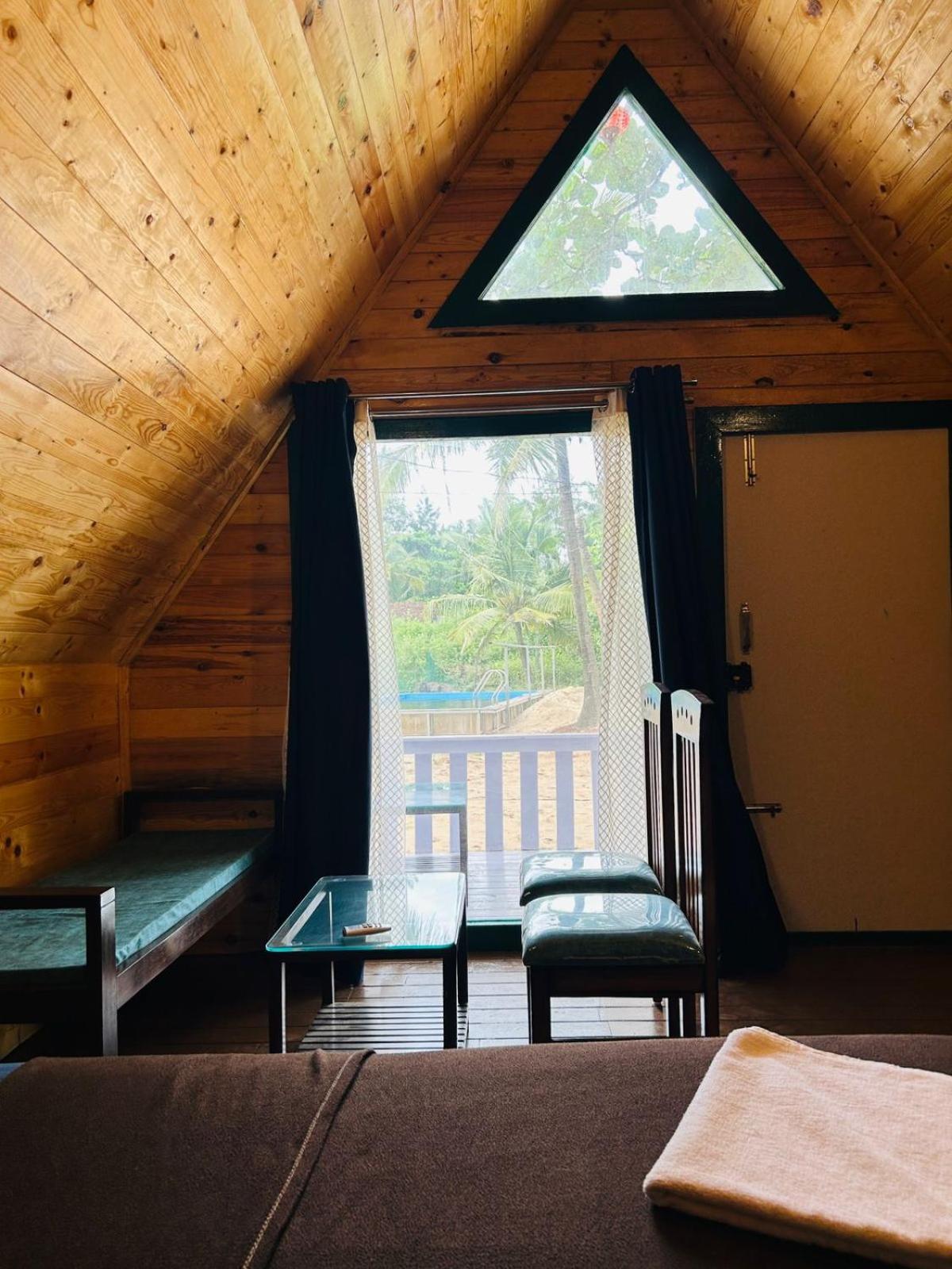Double Room with Pool View