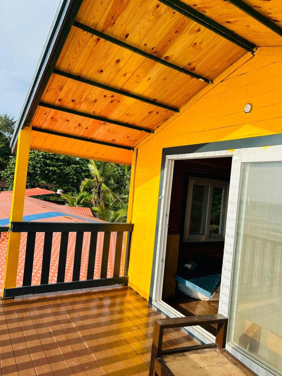 Double Room with Balcony and Sea View photo 2