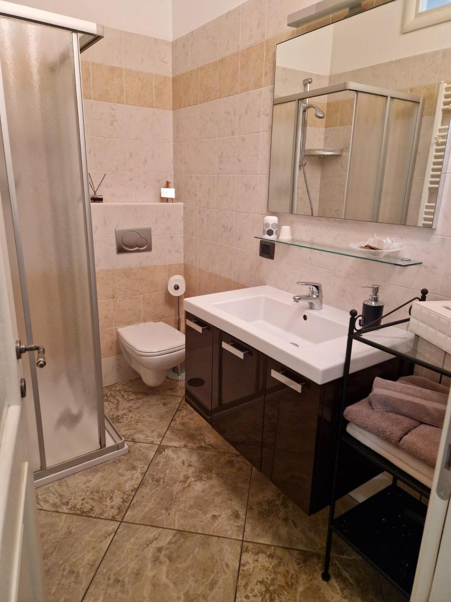 Triple Room with Bathroom photo 3