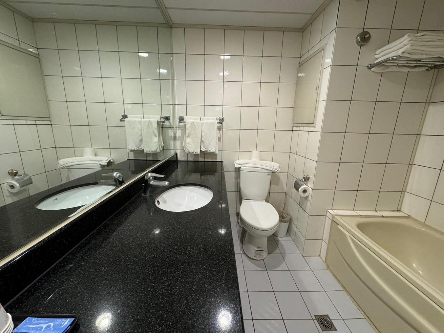 Standard Quadruple Room - Photo 6