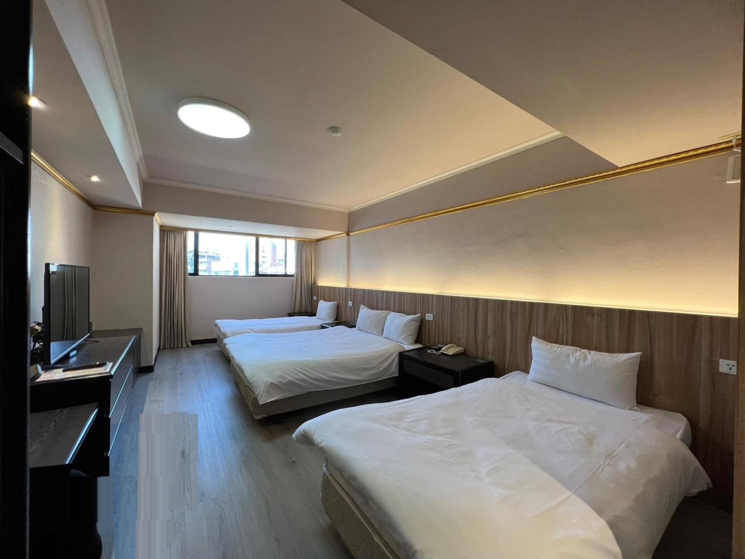 Standard Quadruple Room - Photo 4
