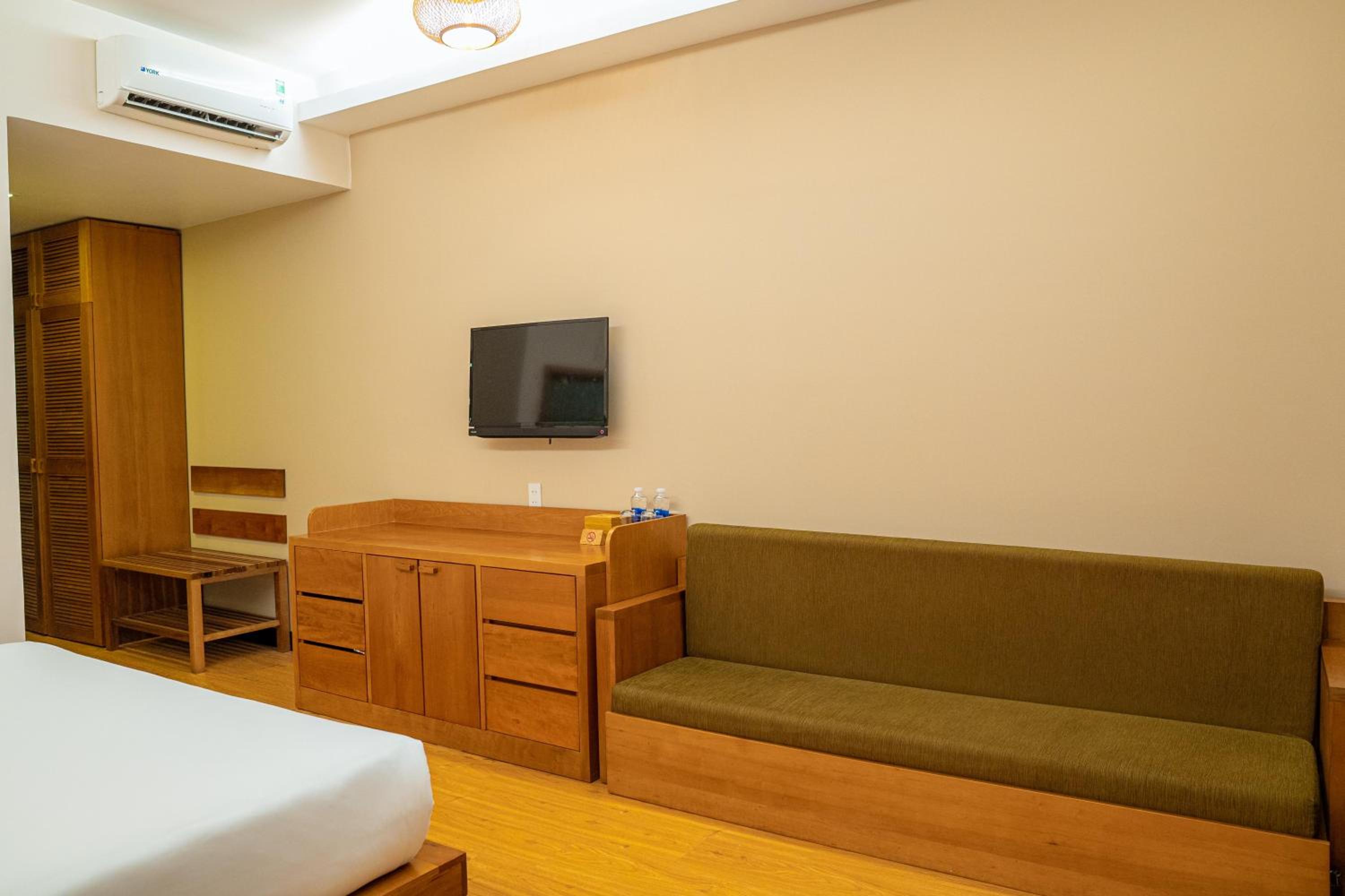 Nova Double or Twin Room with Private Balcony photo 3