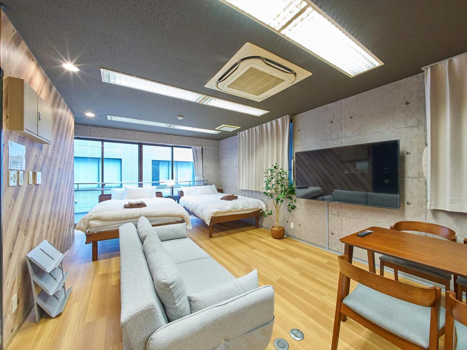Superior Double Room with Two Double Beds photo 2