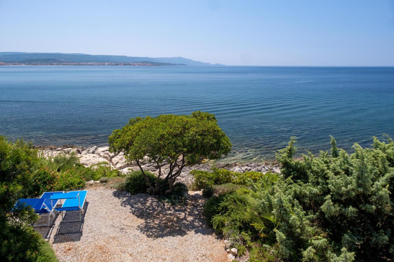Villa - Beach Front photo 2