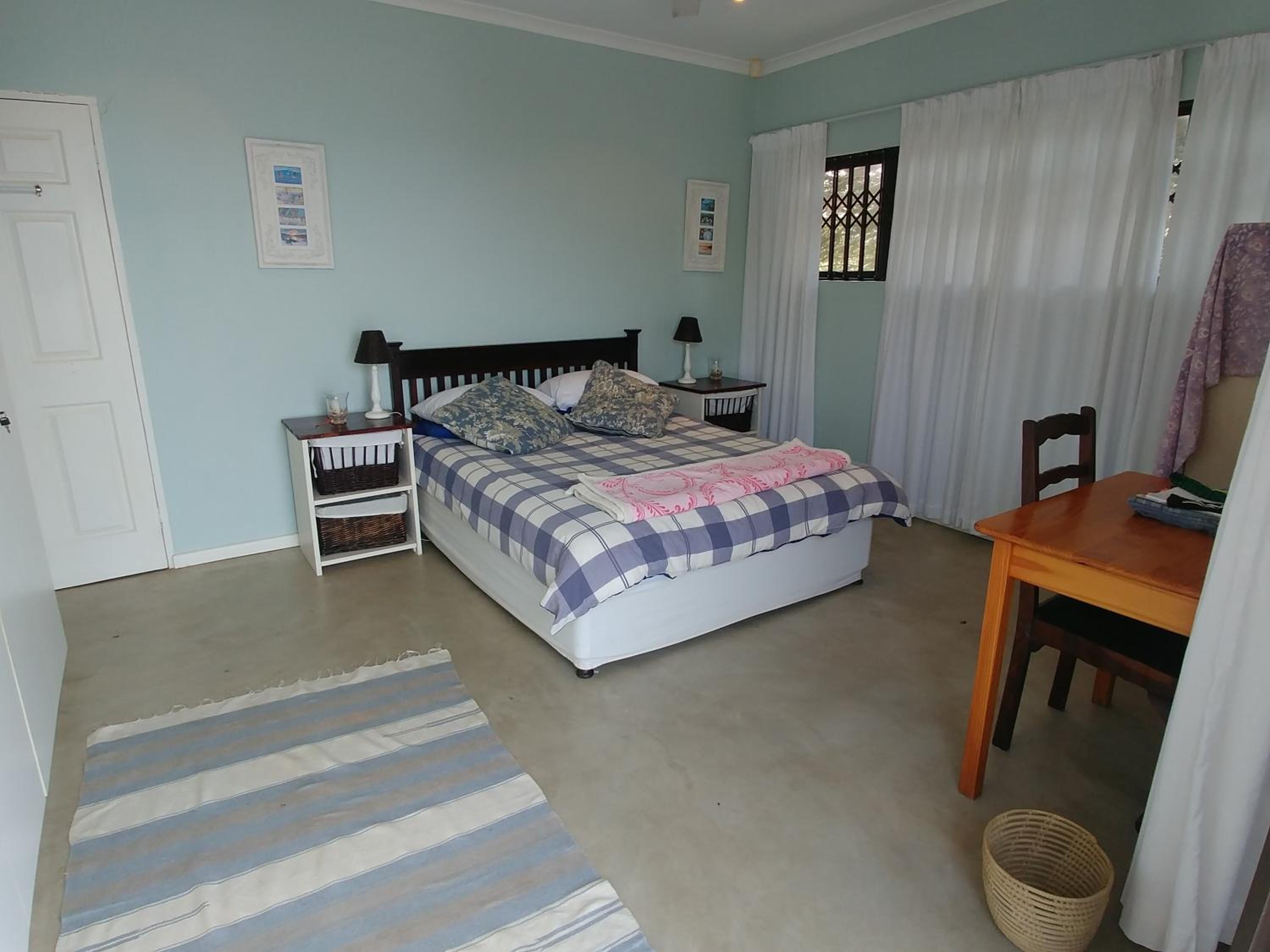 Four-Bedroom Vacation Home photo 2