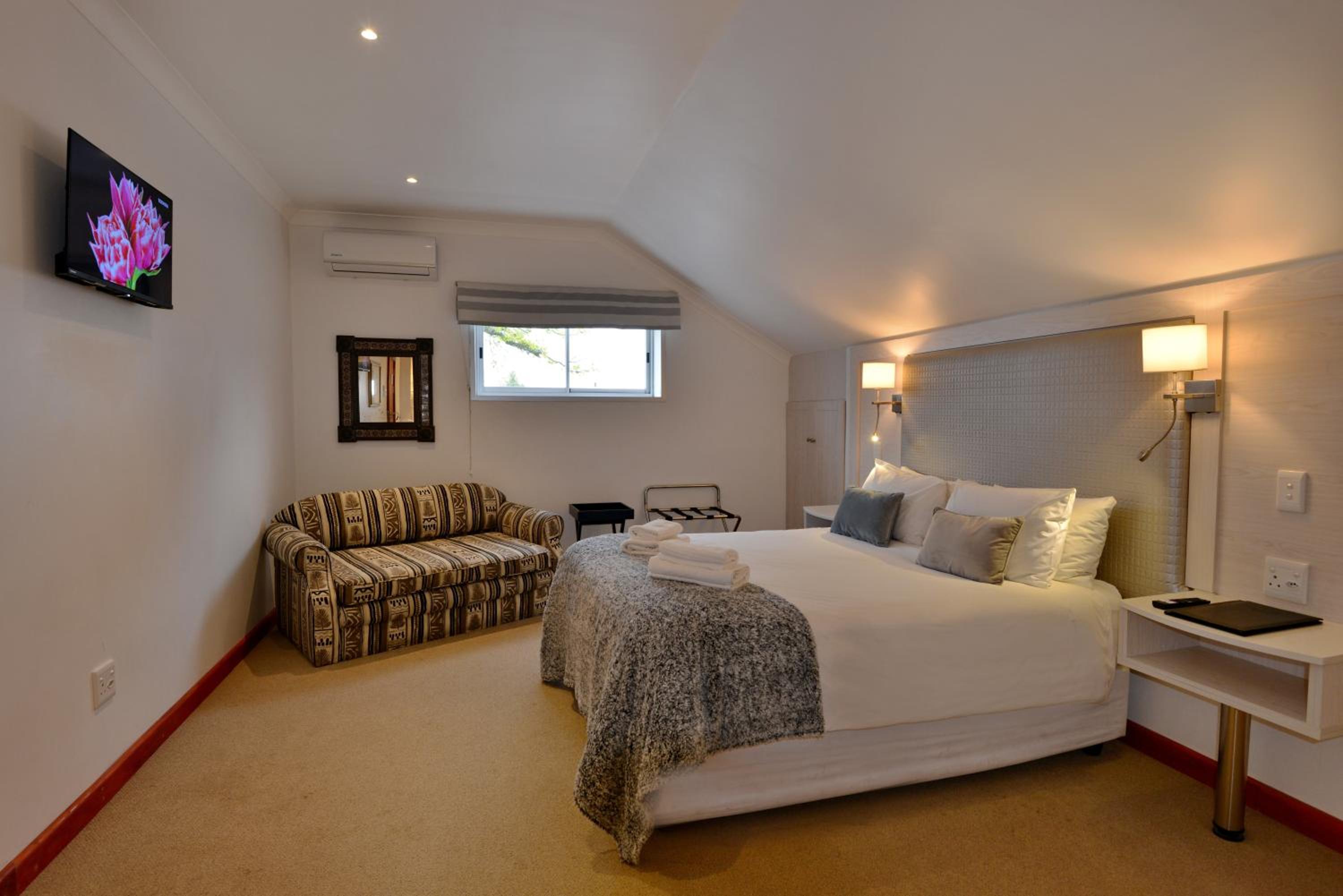 Standard Double Room - Photo 1