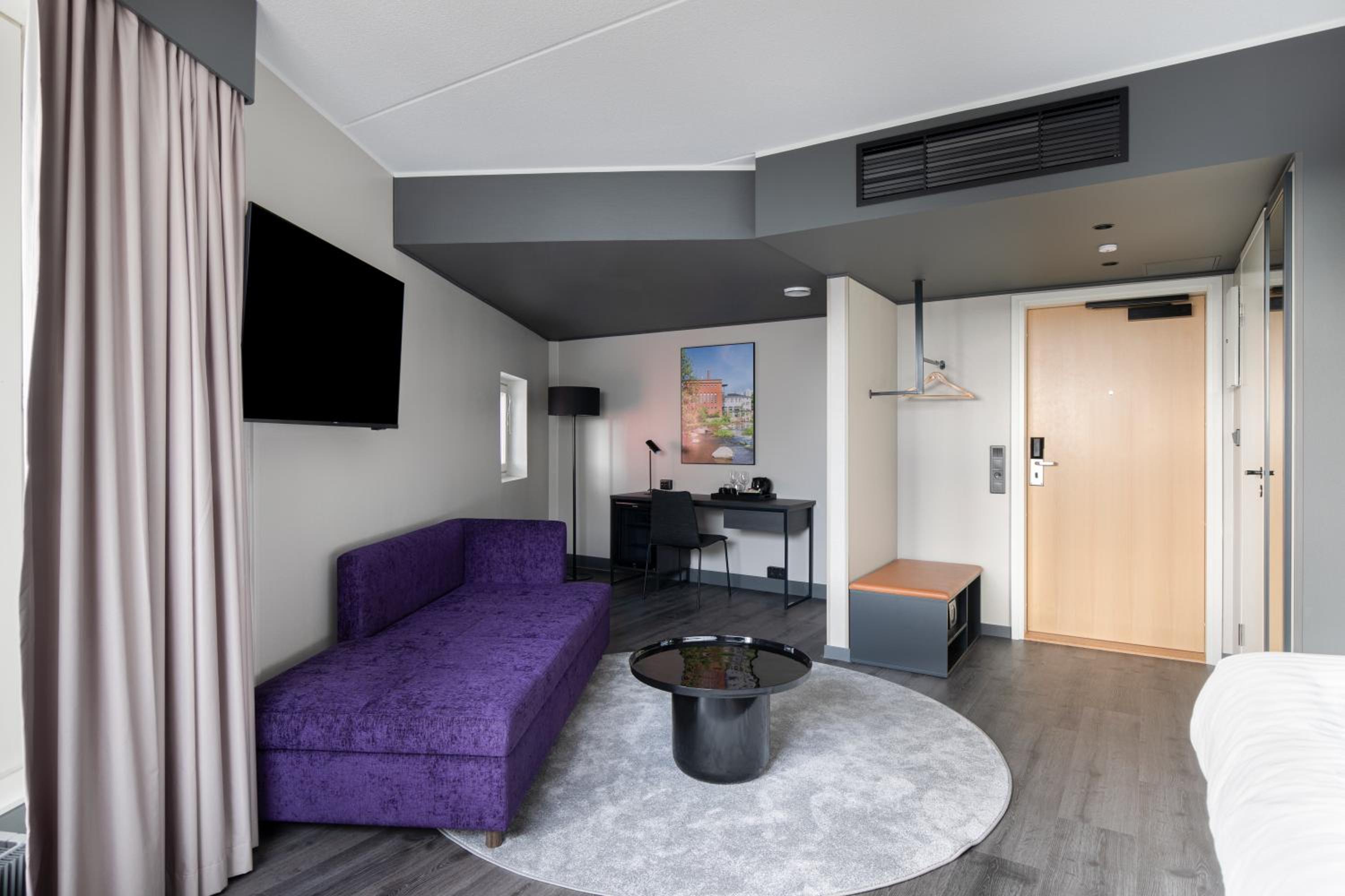 Superior King Room