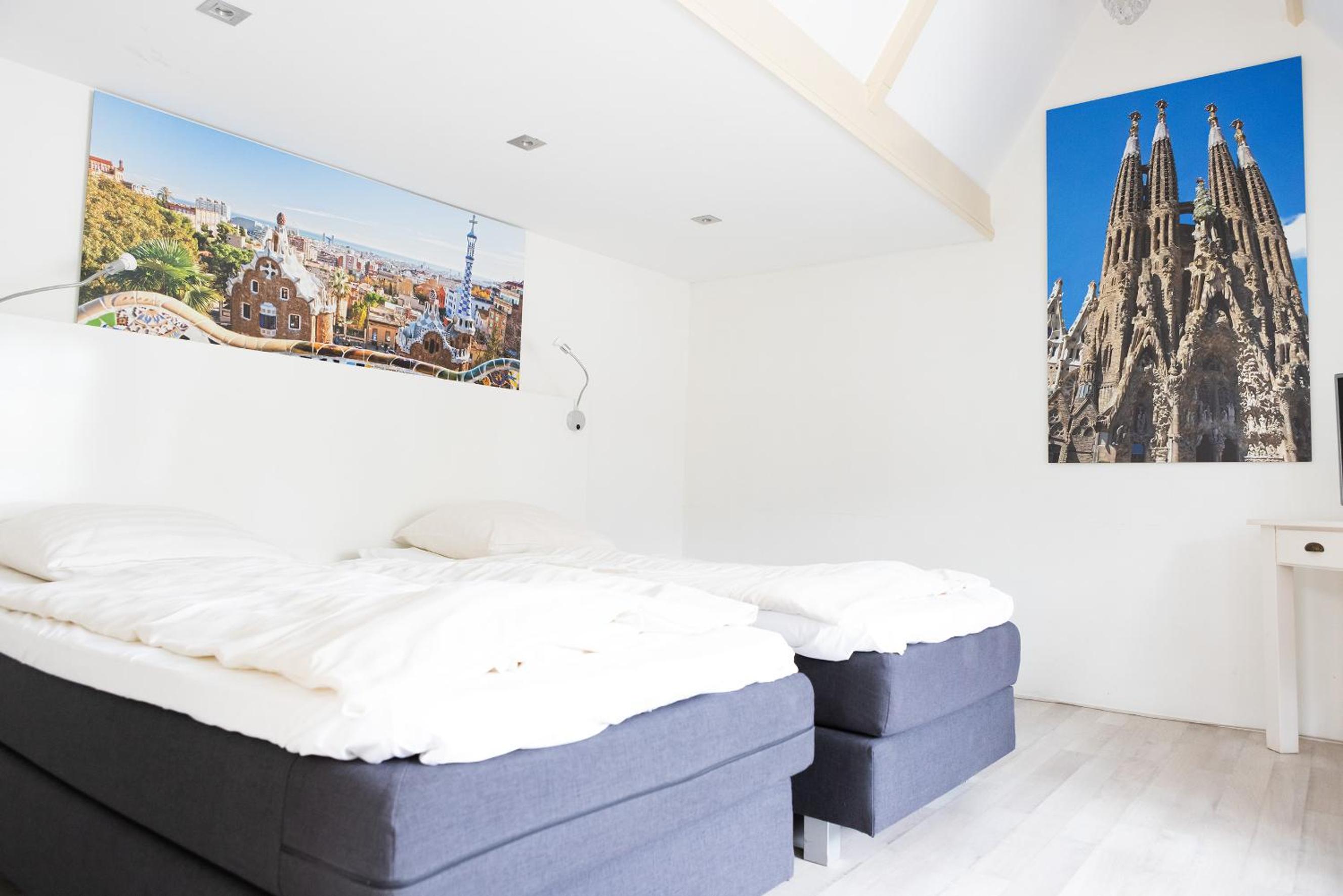 Triple Room with Bathroom photo 2