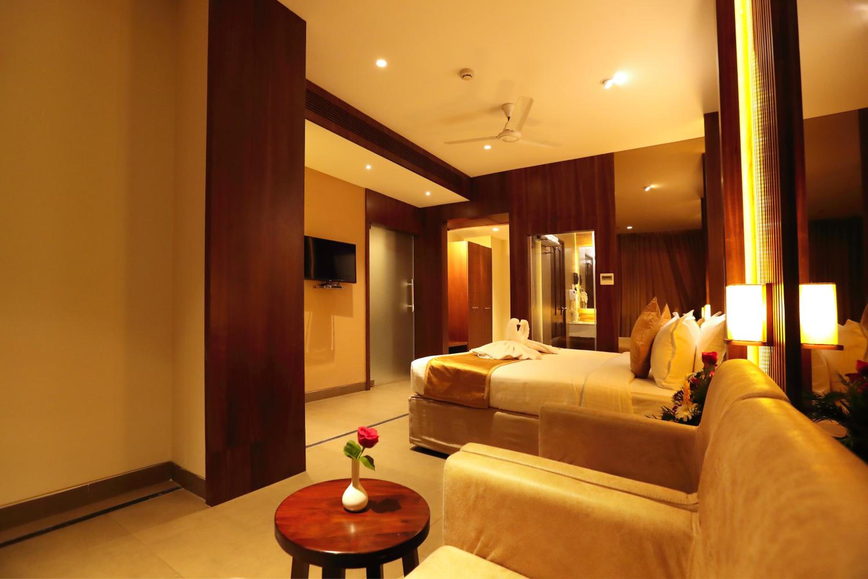 Executive Club - Photo 1