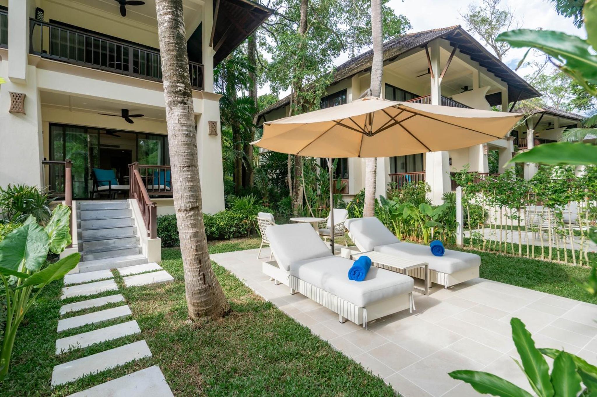 Deluxe Garden Pavilion King Room (Lower Floor) - Free Airport Shuttle - Photo 10