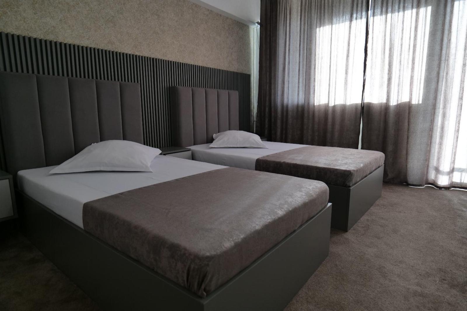 Double or Twin Room photo 3
