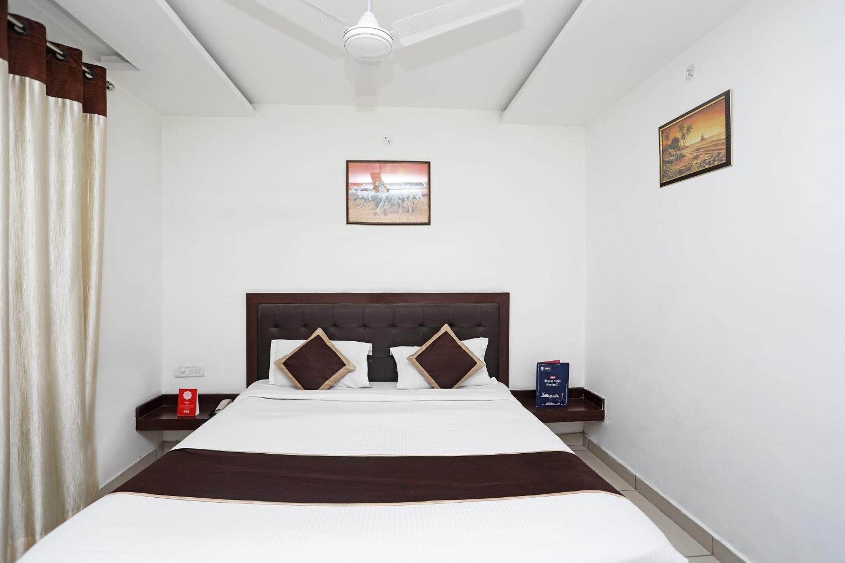 Standard Double Room photo 3