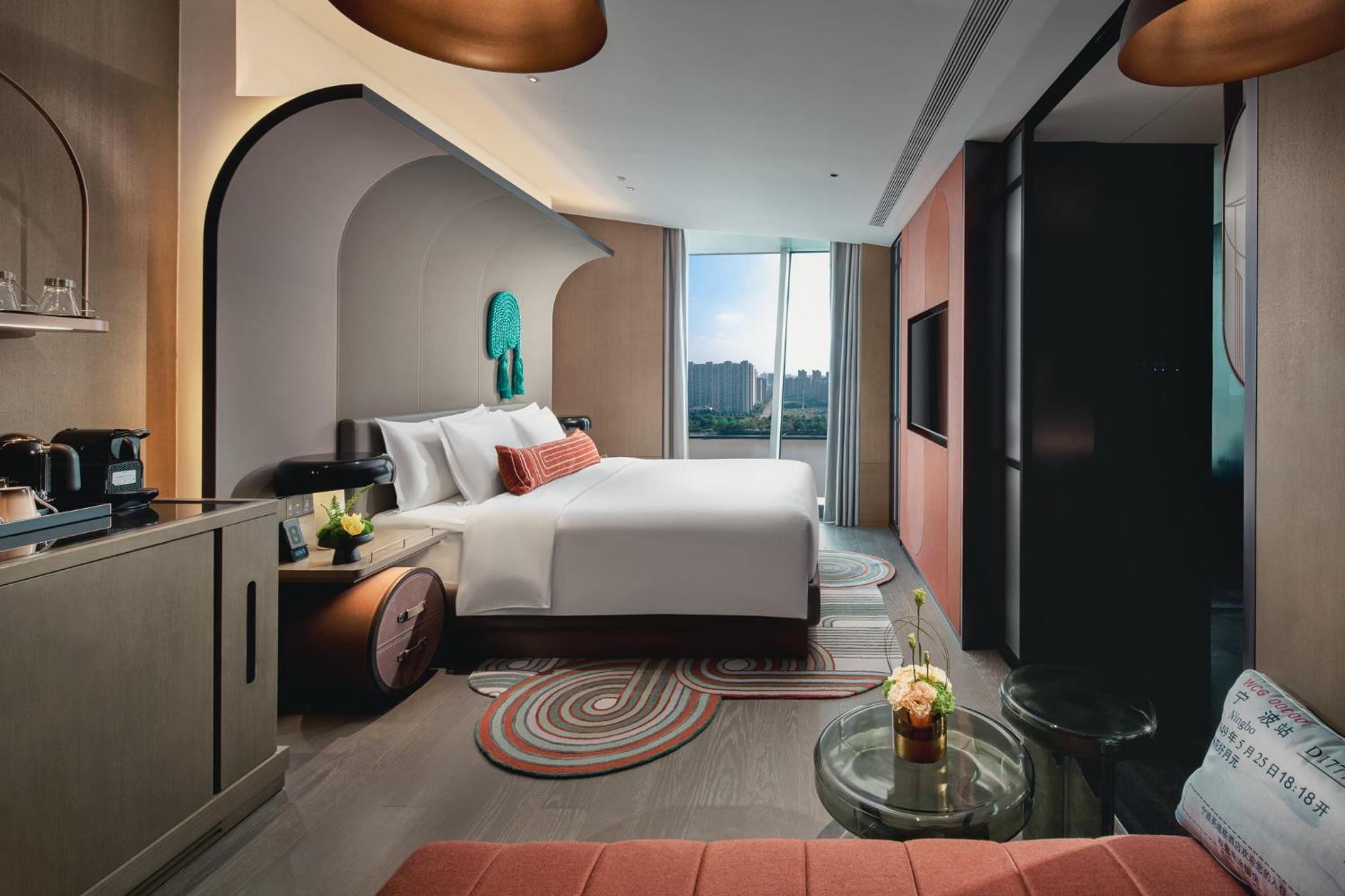Standard King Room with River View